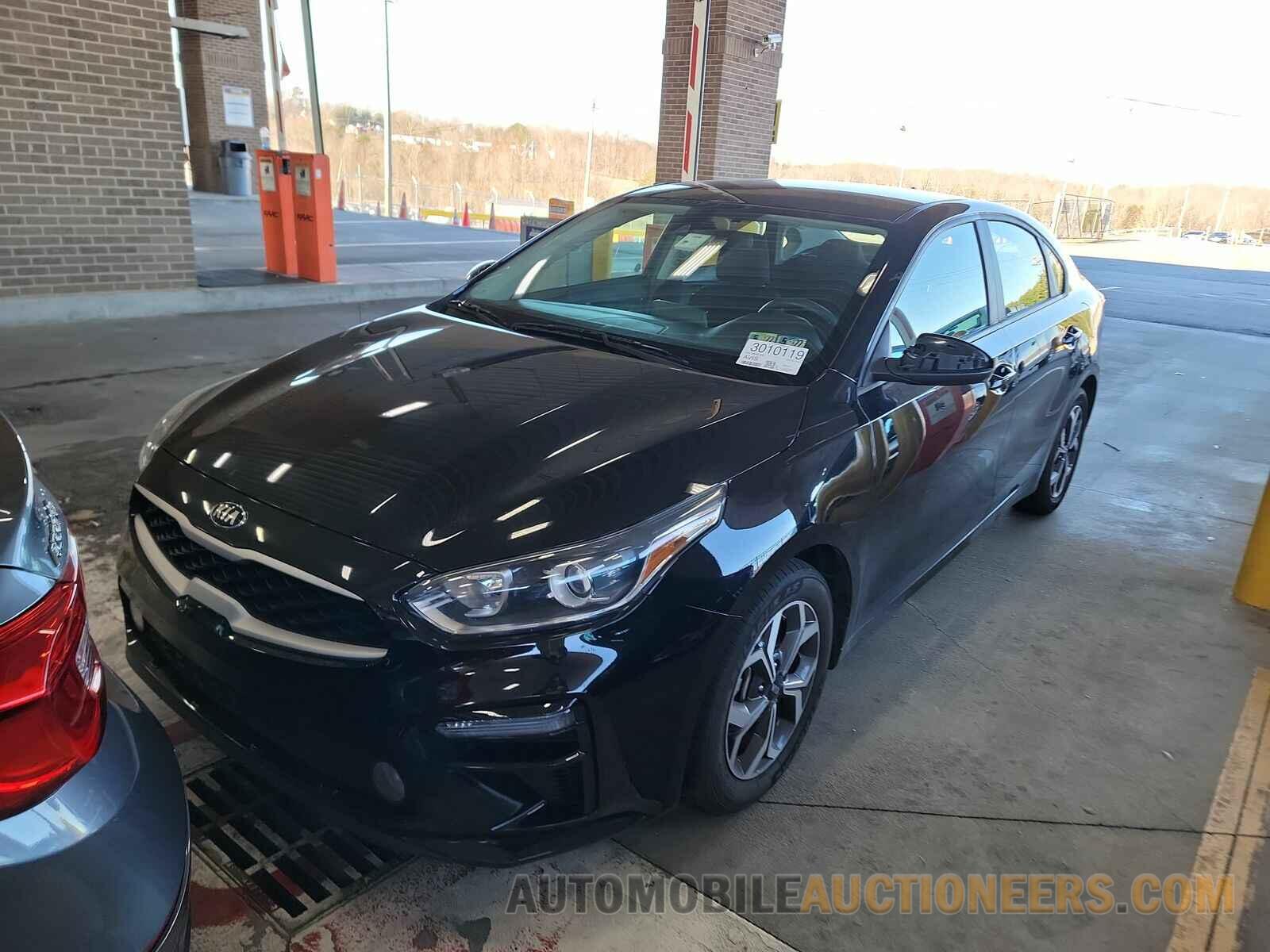 3KPF24AD7ME355726 Kia Forte 2021