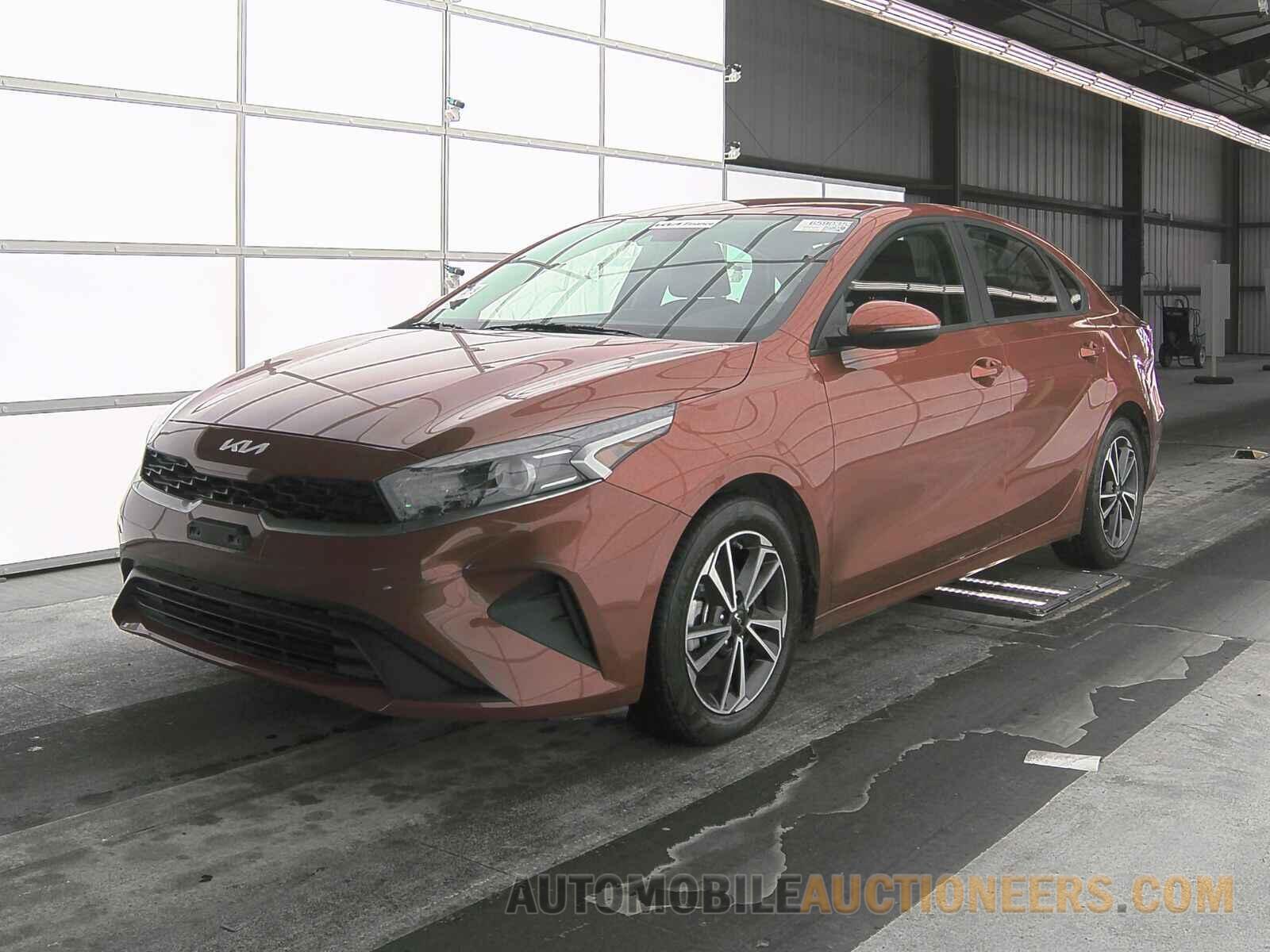 3KPF24AD7NE472112 Kia Forte 2022