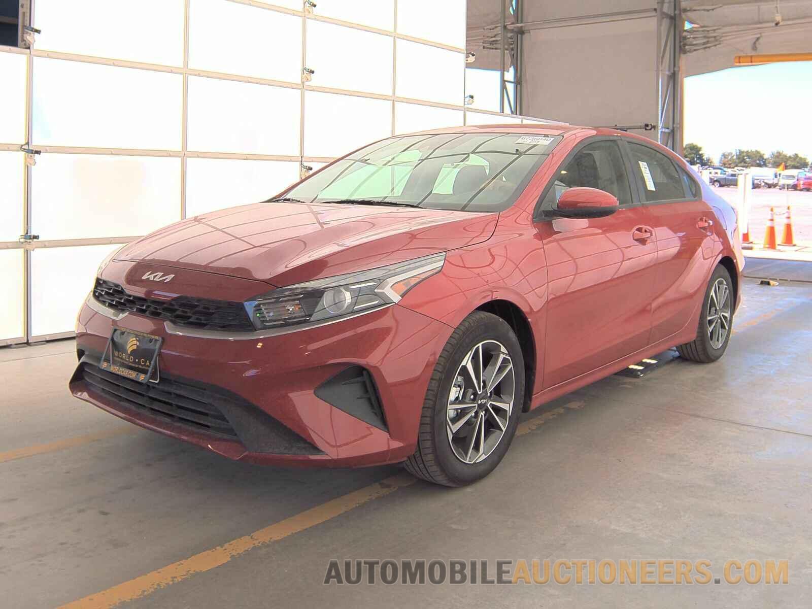 3KPF24AD7RE745930 Kia Forte 2024