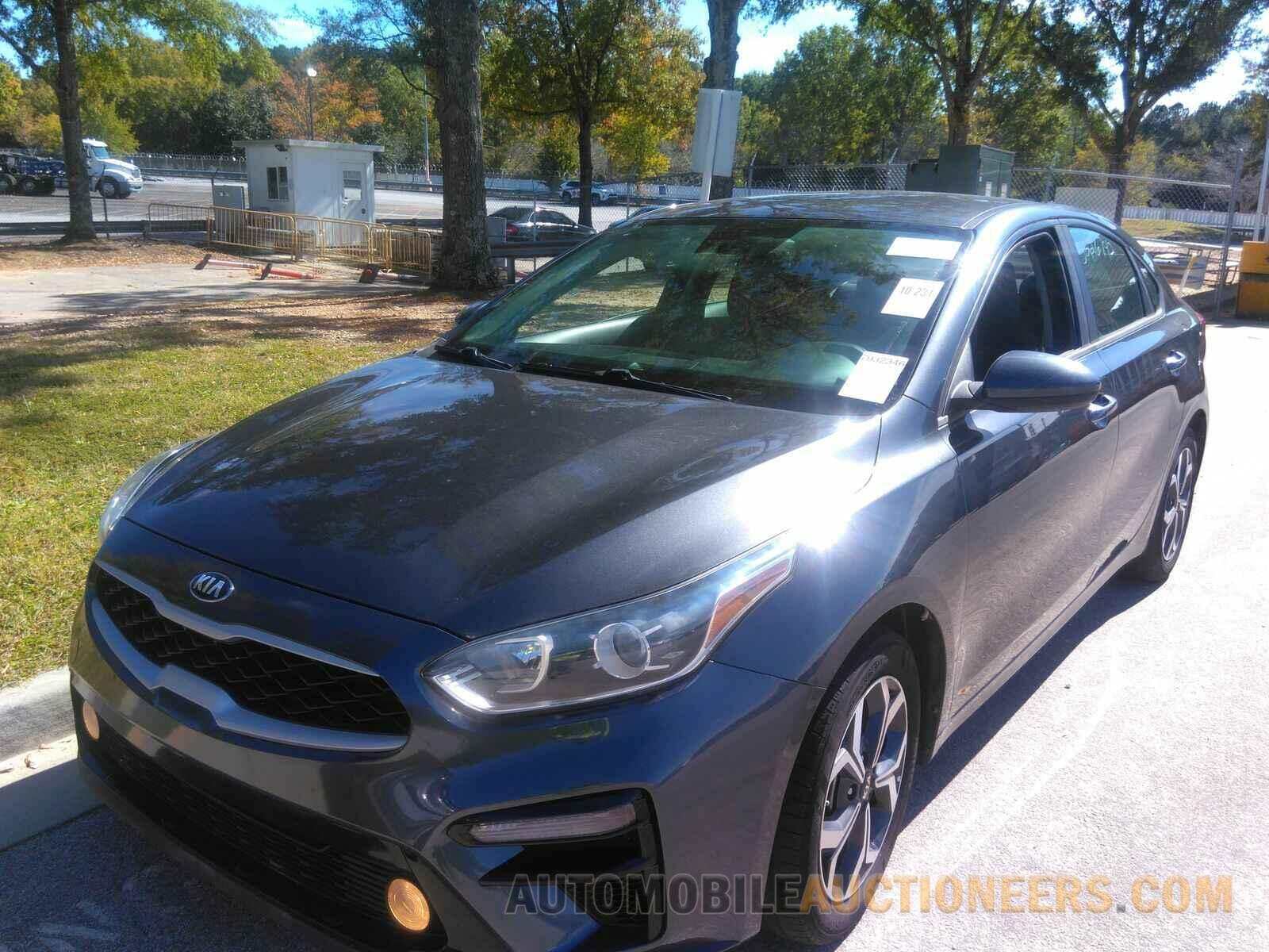 3KPF24AD8KE041466 Kia Forte 2019