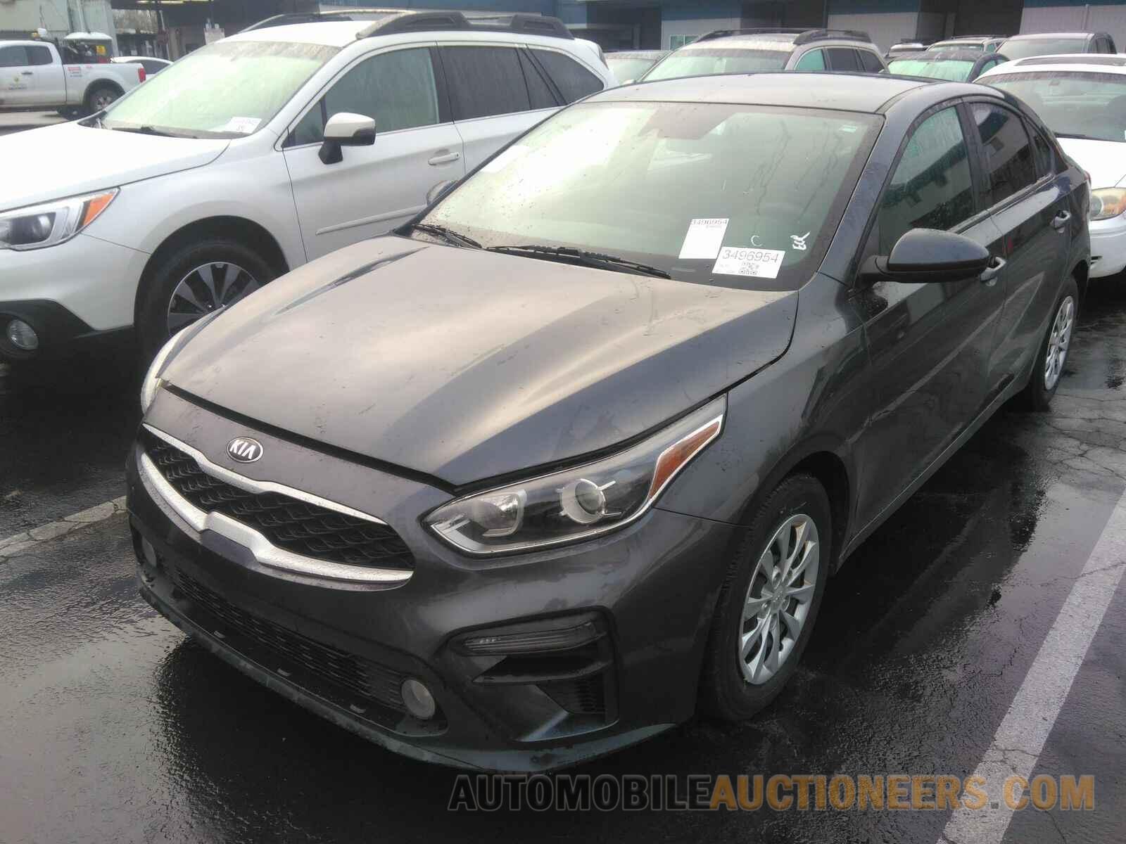 3KPF24AD8KE045467 Kia Forte 2019