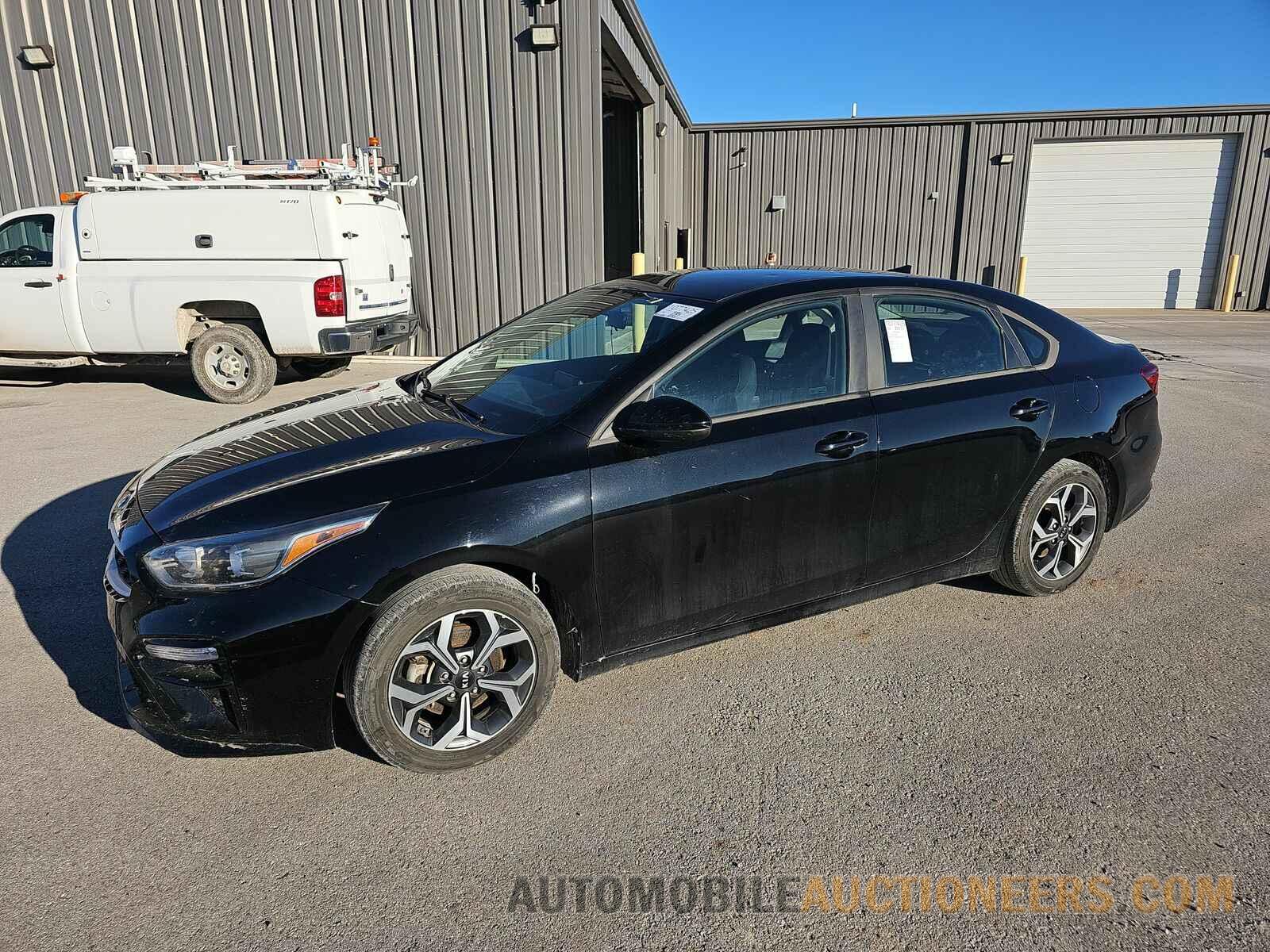 3KPF24AD8KE052760 Kia Forte 2019