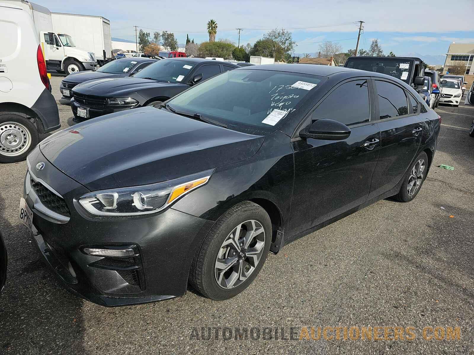 3KPF24AD8LE175699 Kia Forte 2020