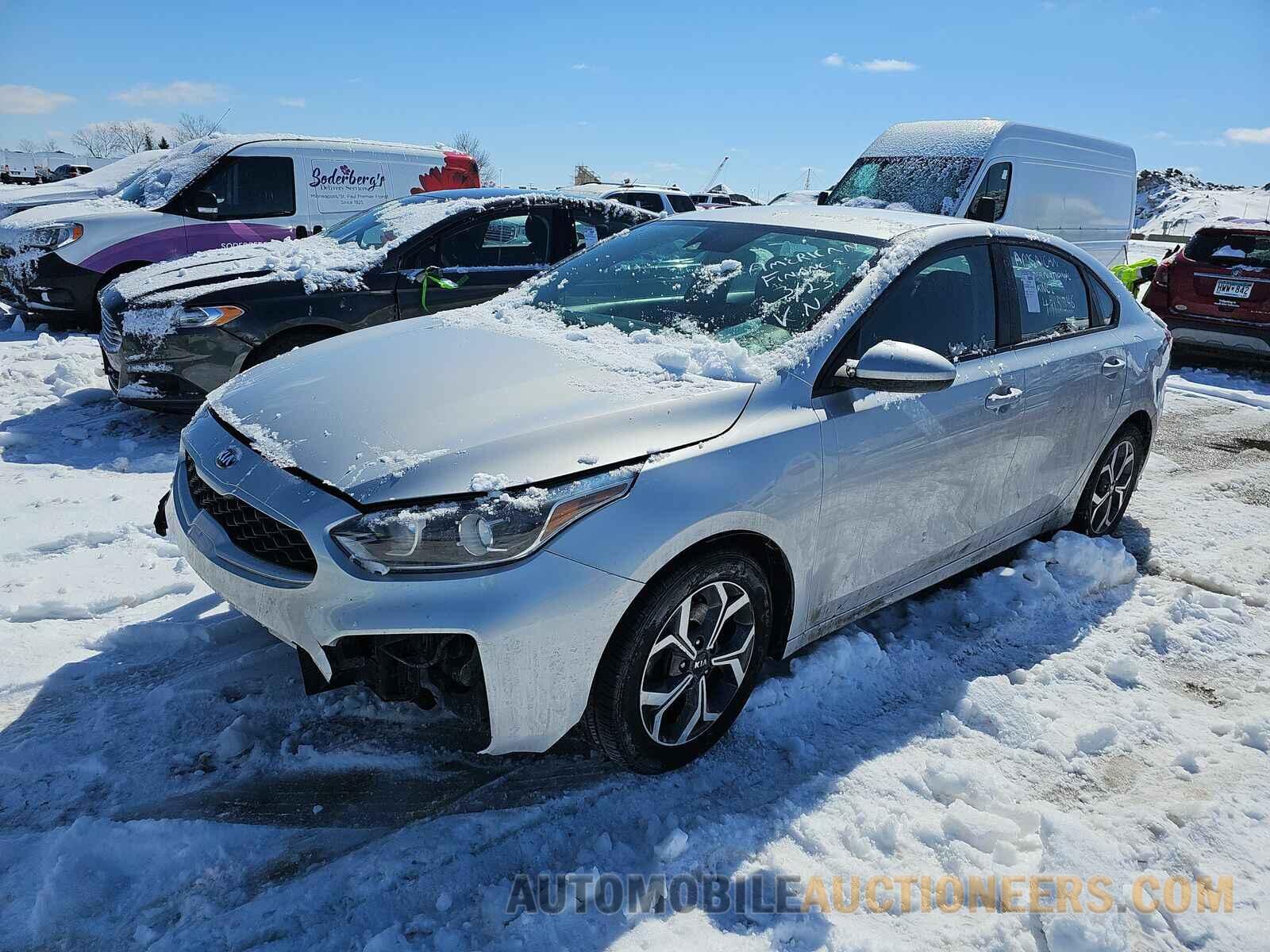 3KPF24AD8LE176772 Kia Forte 2020