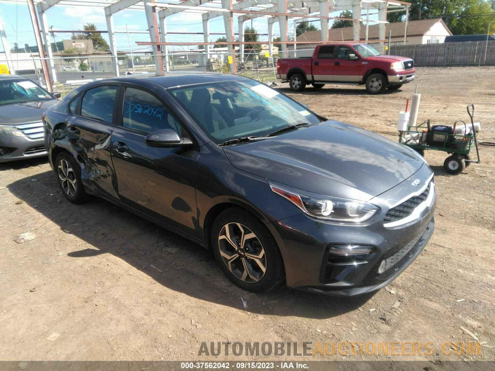 3KPF24AD8LE210158 KIA FORTE 2020