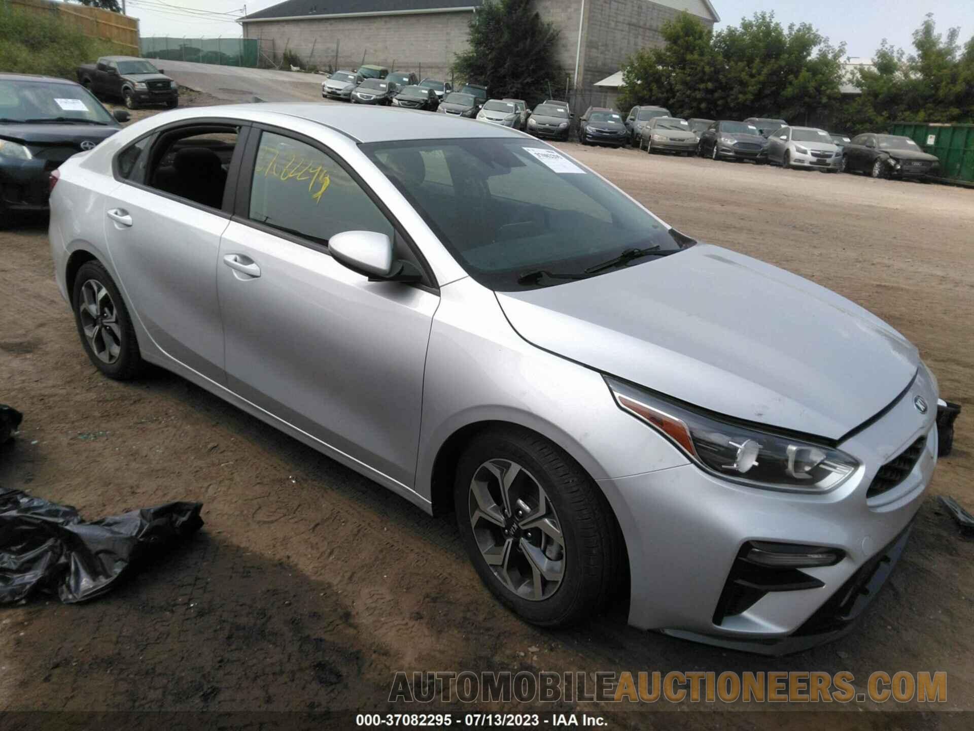 3KPF24AD8LE211570 KIA FORTE 2020