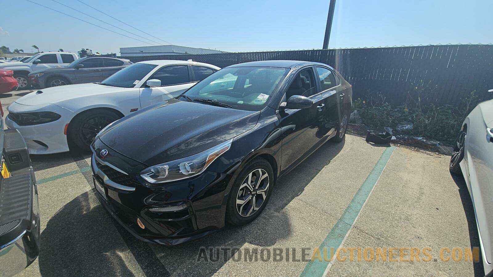 3KPF24AD8LE227669 Kia Forte 2020