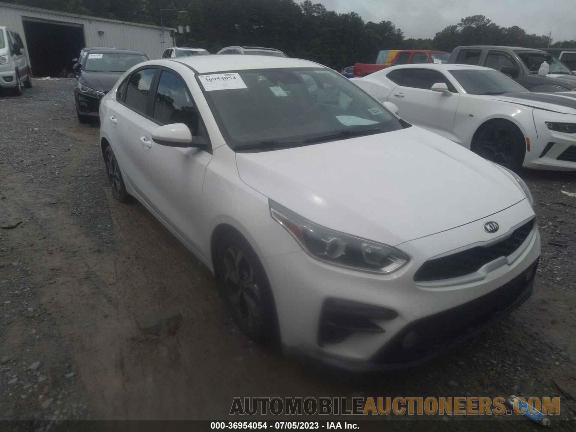 3KPF24AD8ME292779 KIA FORTE 2021