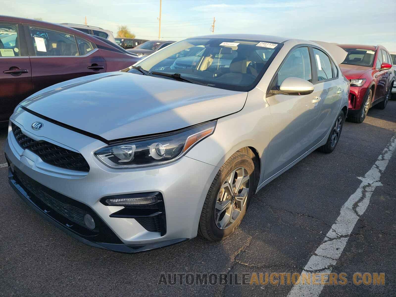 3KPF24AD8ME309130 Kia Forte 2021