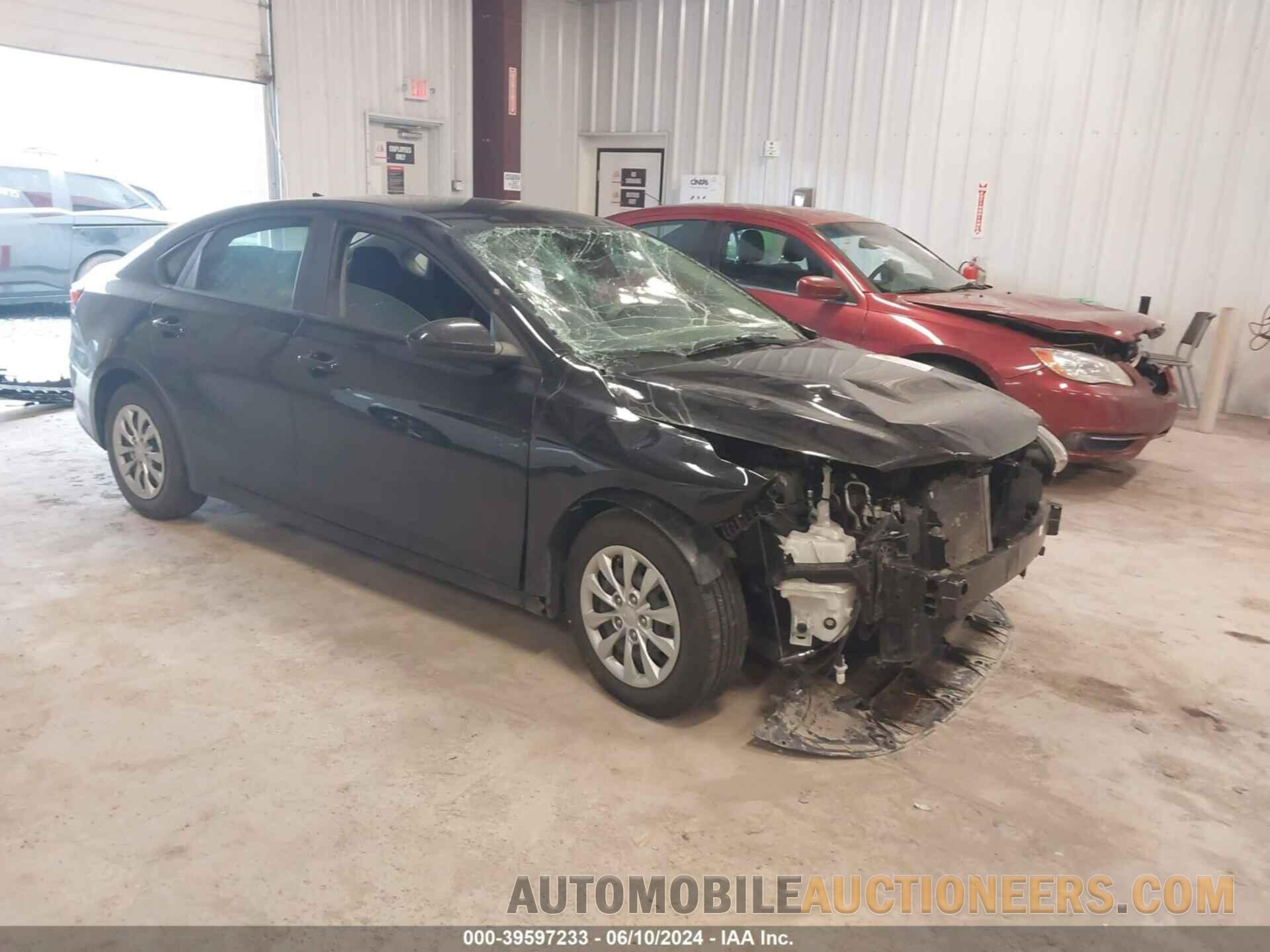 3KPF24AD8ME325618 KIA FORTE 2021