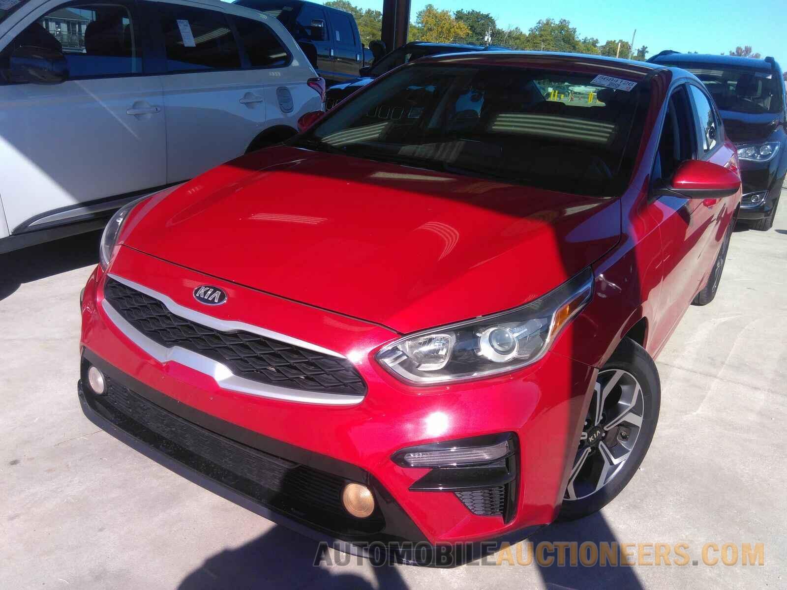 3KPF24AD8ME326073 Kia Forte 2021