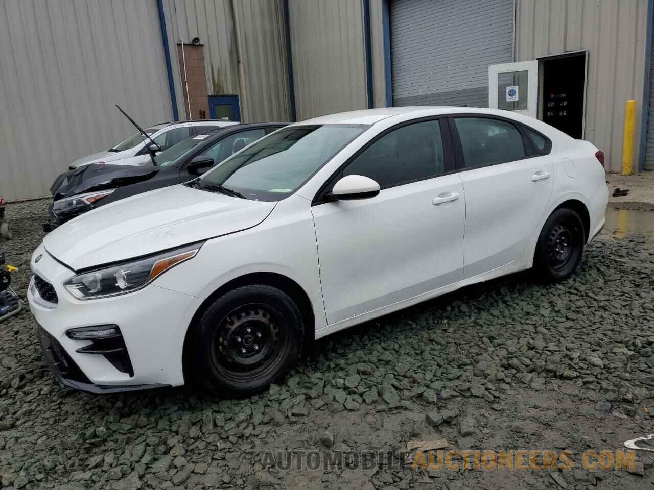 3KPF24AD8ME327725 KIA FORTE 2021