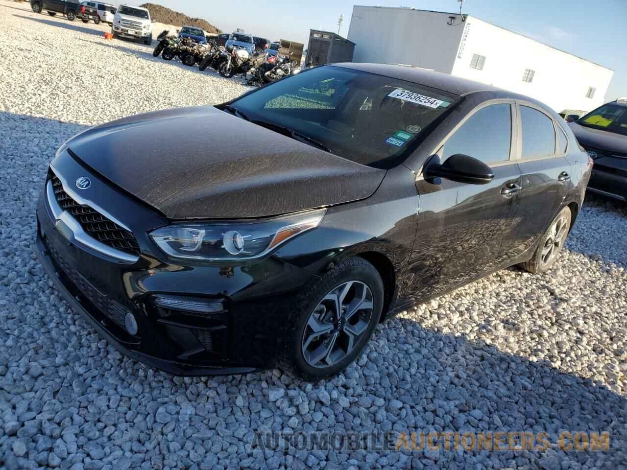 3KPF24AD8ME332620 KIA FORTE 2021