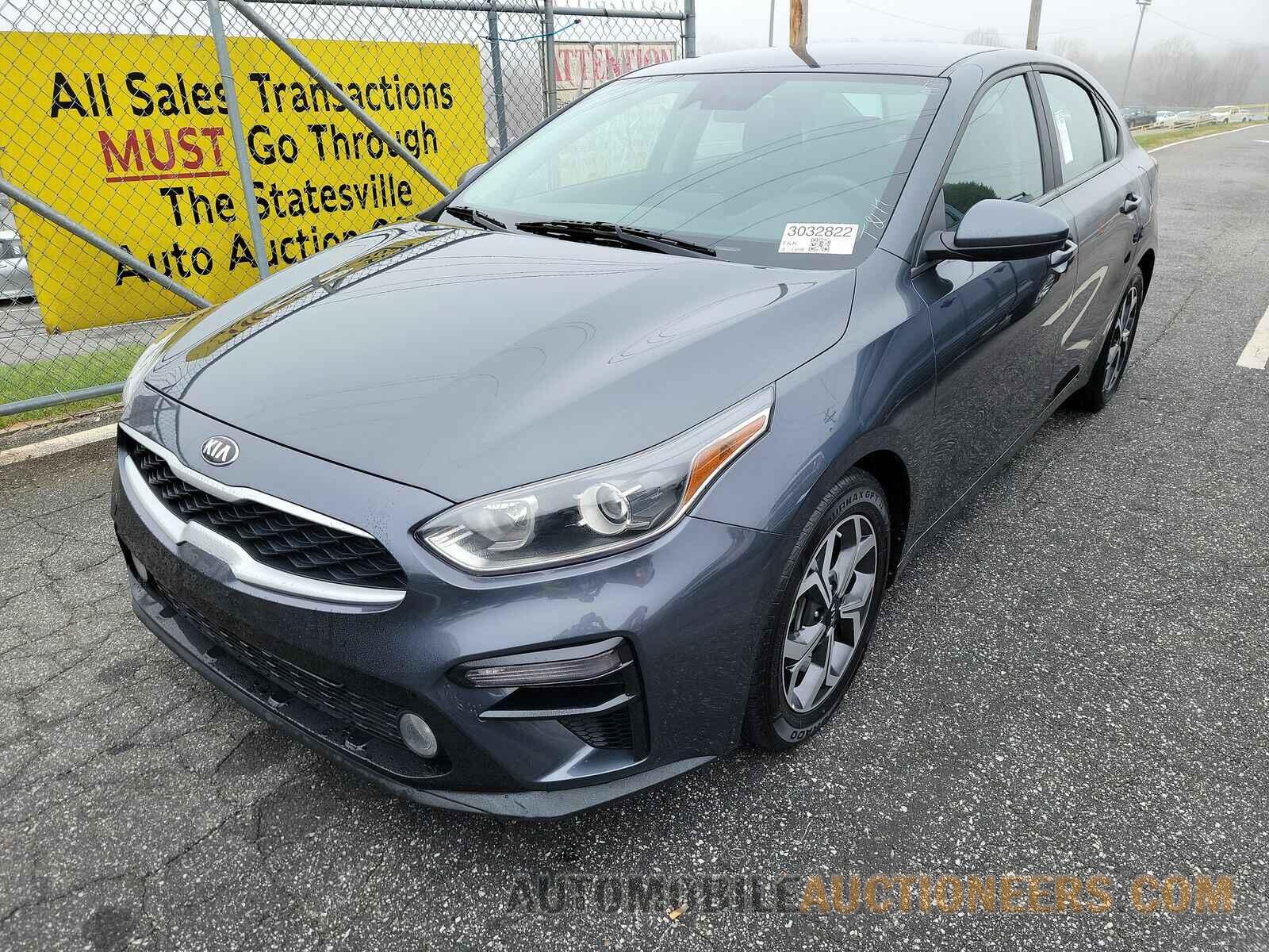 3KPF24AD8ME353614 Kia Forte 2021