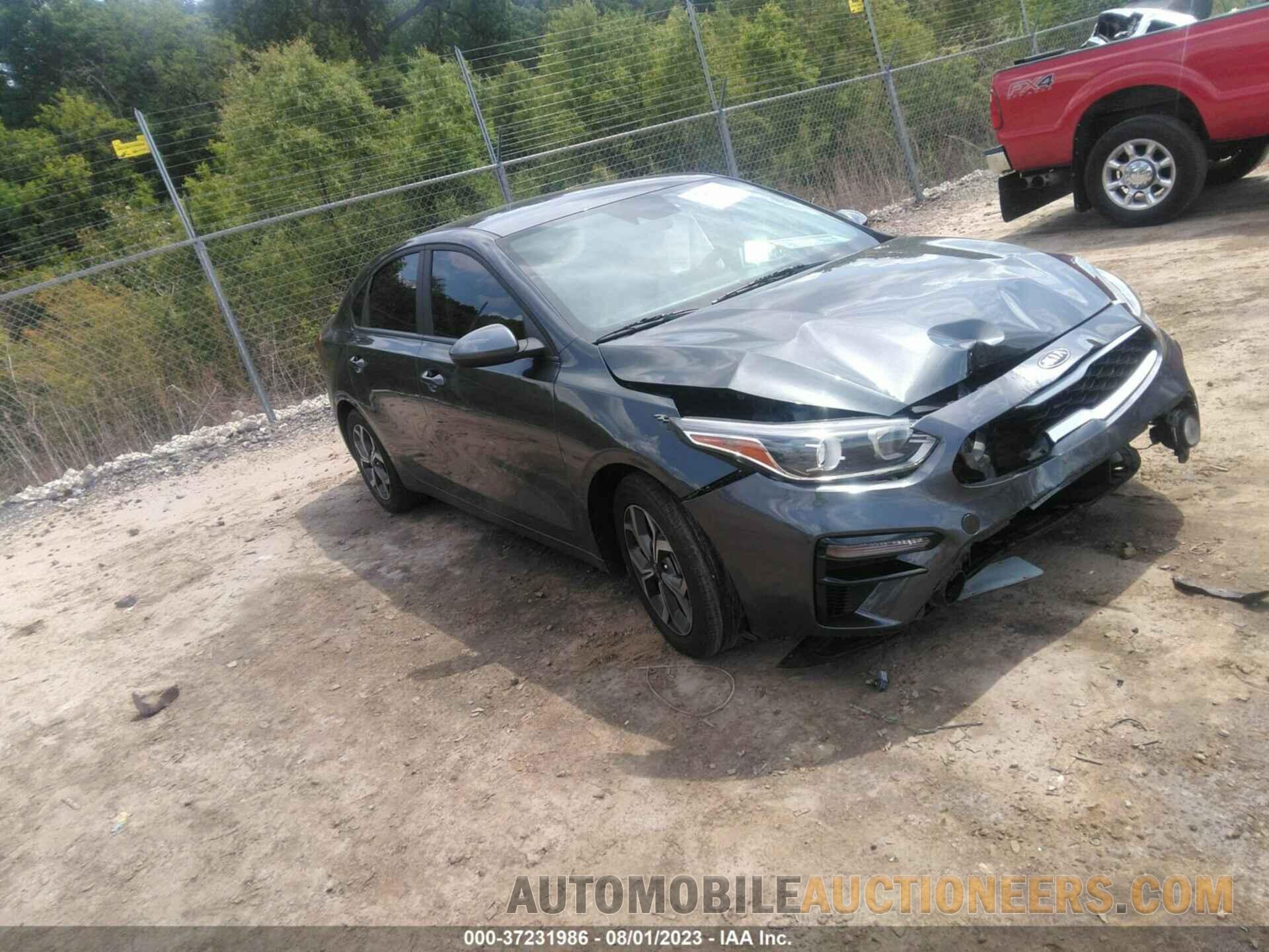 3KPF24AD8ME388556 KIA FORTE 2021