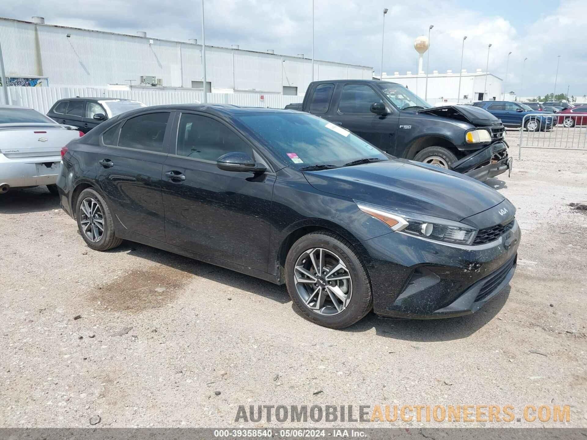 3KPF24AD8NE416678 KIA FORTE 2022