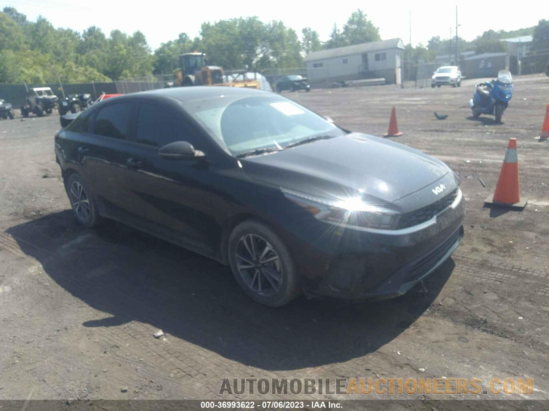 3KPF24AD8NE417779 KIA FORTE 2022