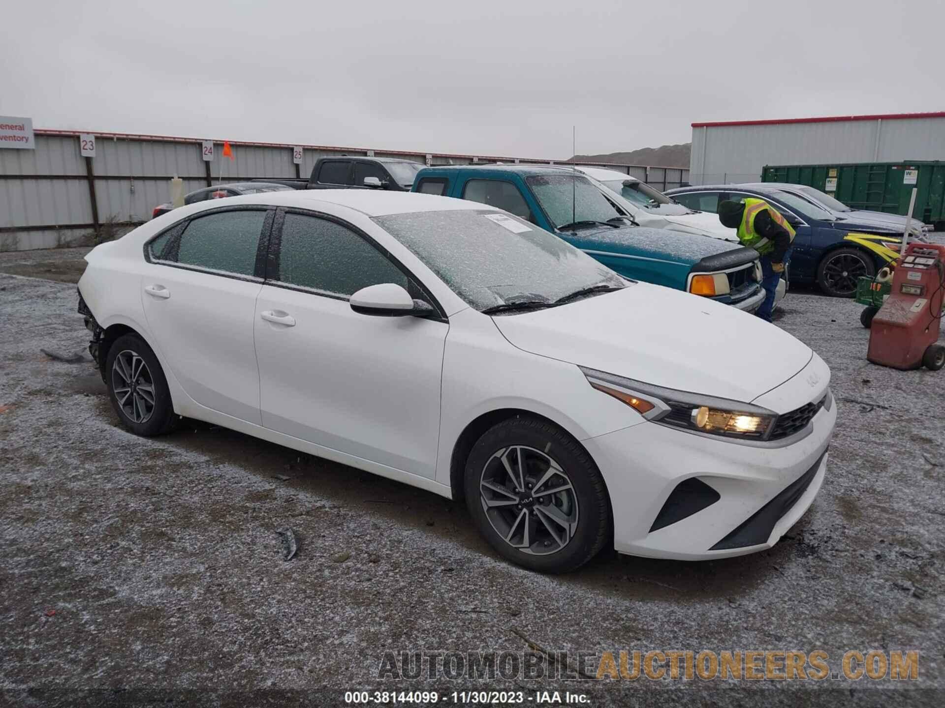 3KPF24AD8NE467565 KIA FORTE 2022