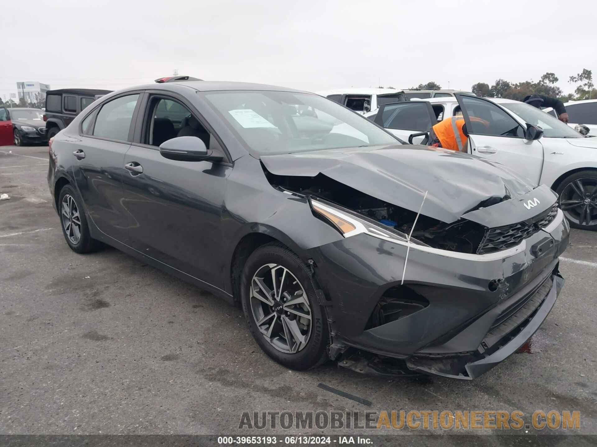 3KPF24AD8NE478162 KIA FORTE 2022