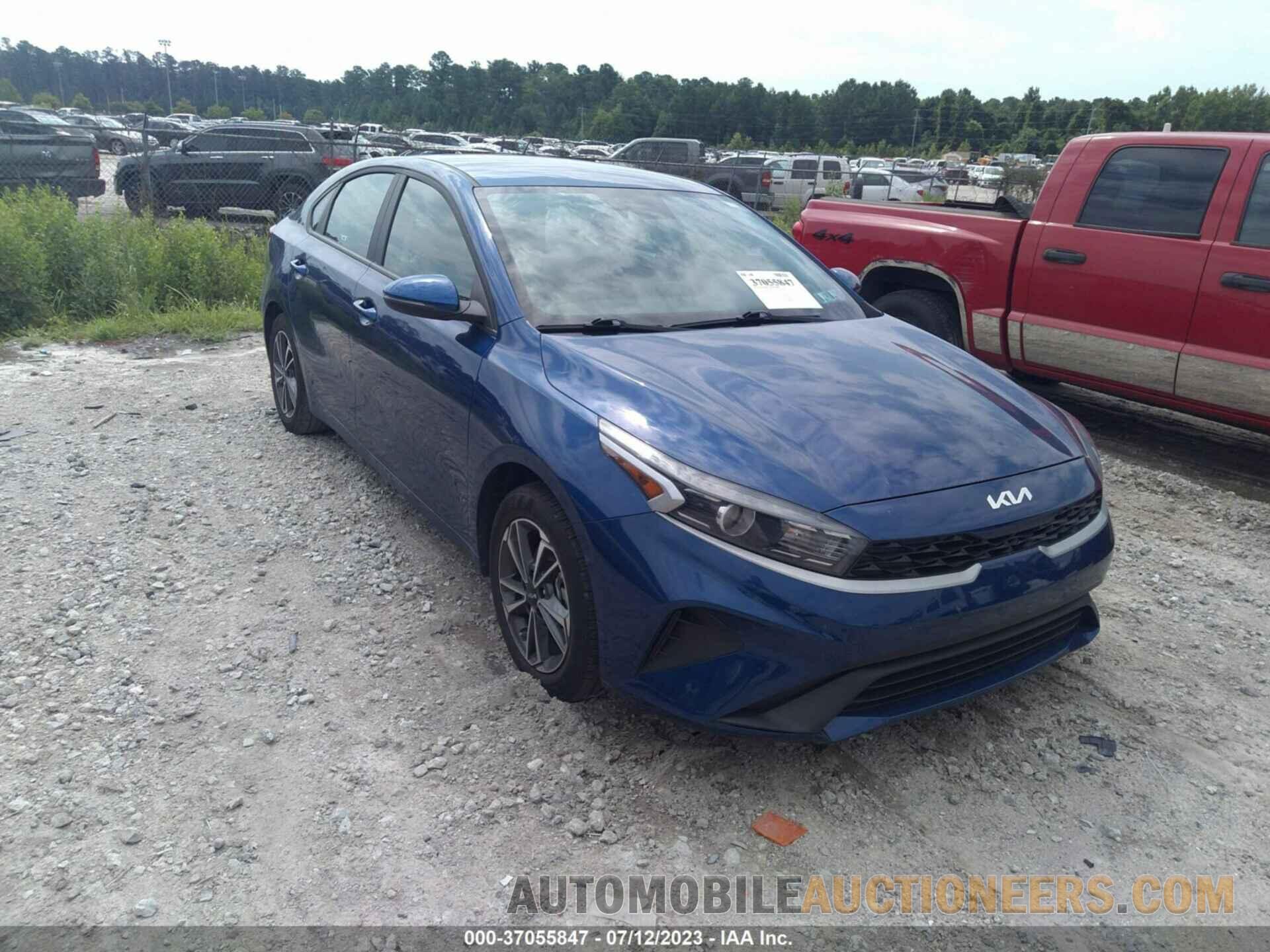 3KPF24AD8NE483412 KIA FORTE 2022