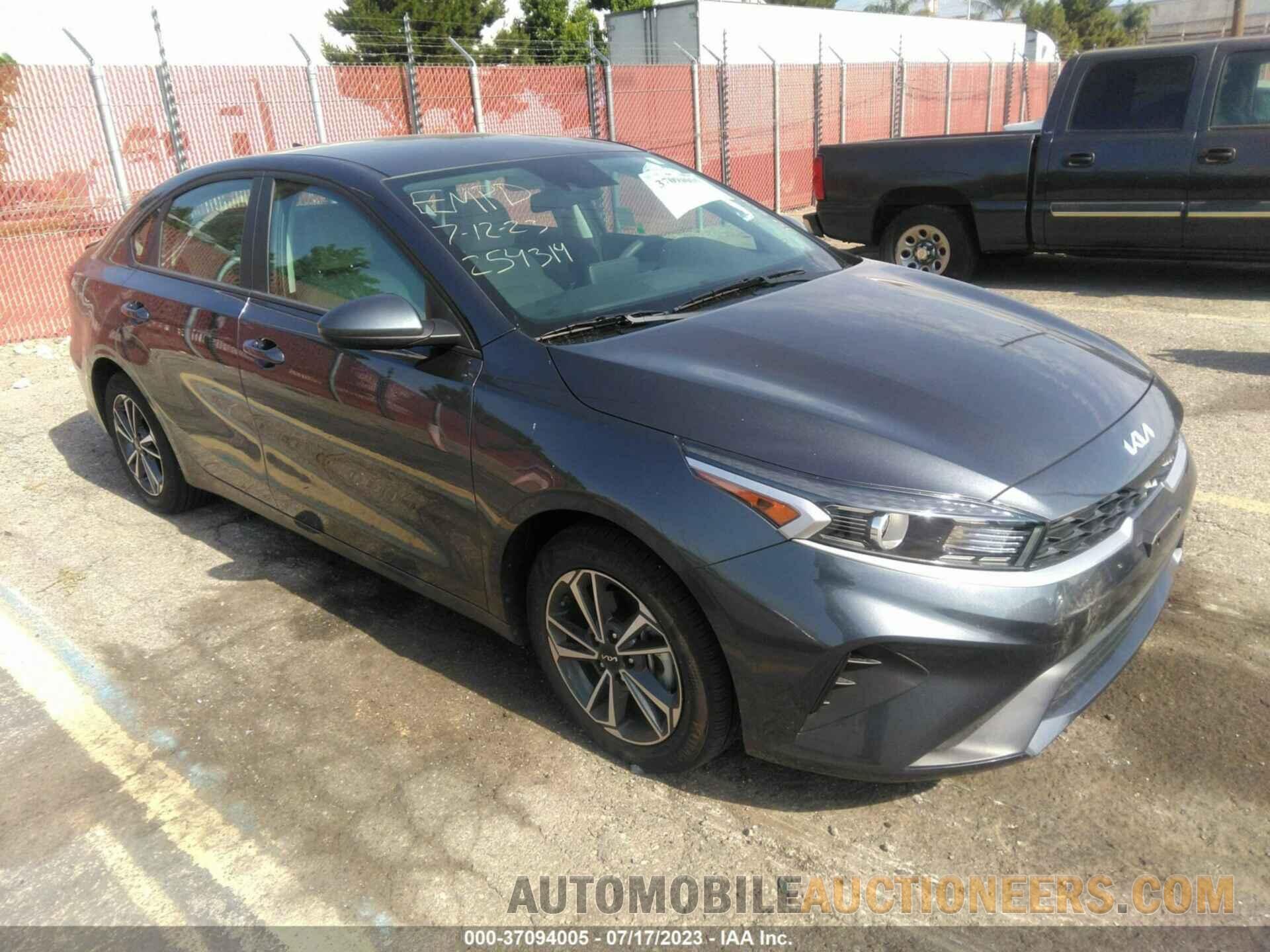 3KPF24AD8NE490604 KIA FORTE 2022