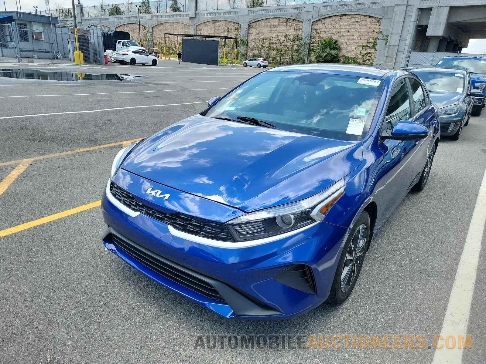 3KPF24AD8PE527203 Kia Forte 2023