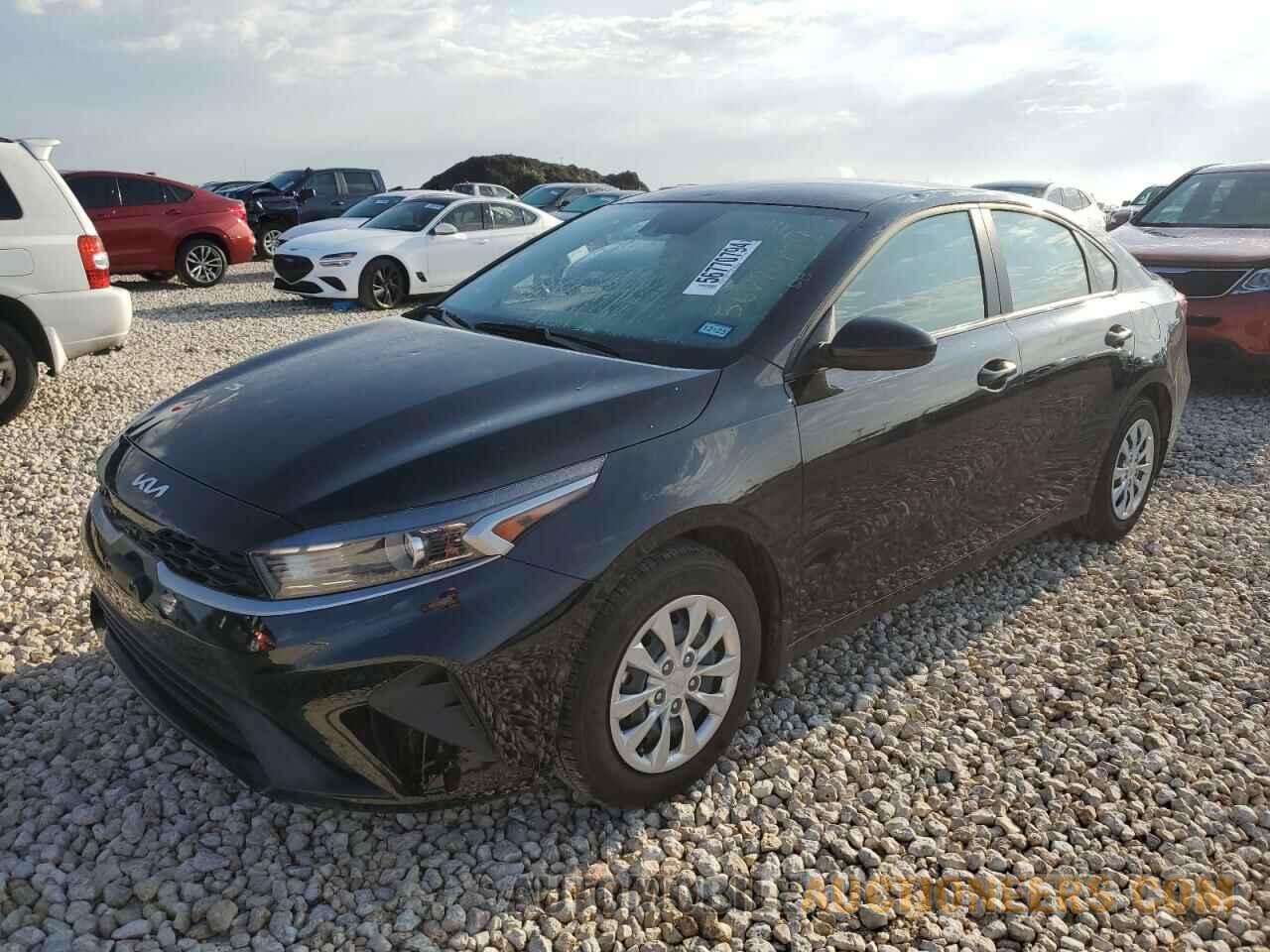 3KPF24AD8RE737853 KIA FORTE 2024