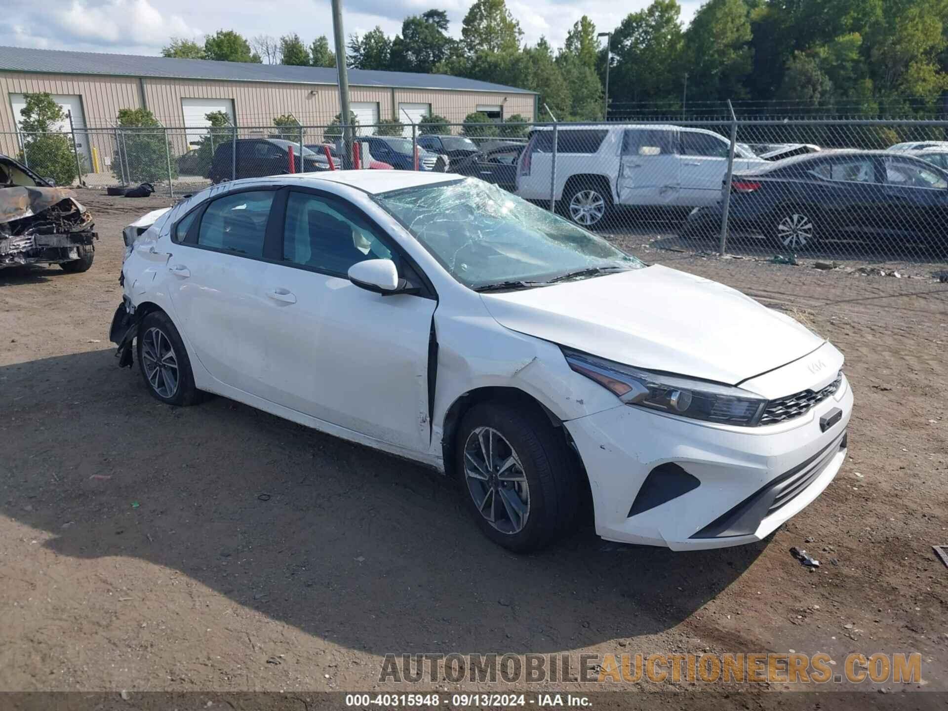 3KPF24AD8RE773817 KIA FORTE 2024