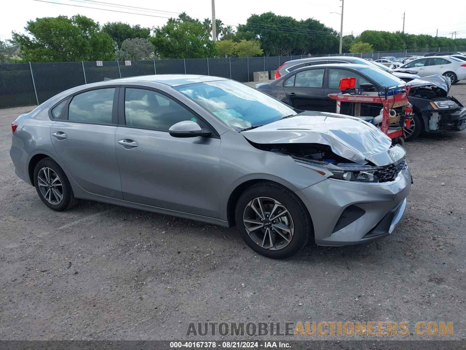 3KPF24AD8RE811904 KIA FORTE 2024