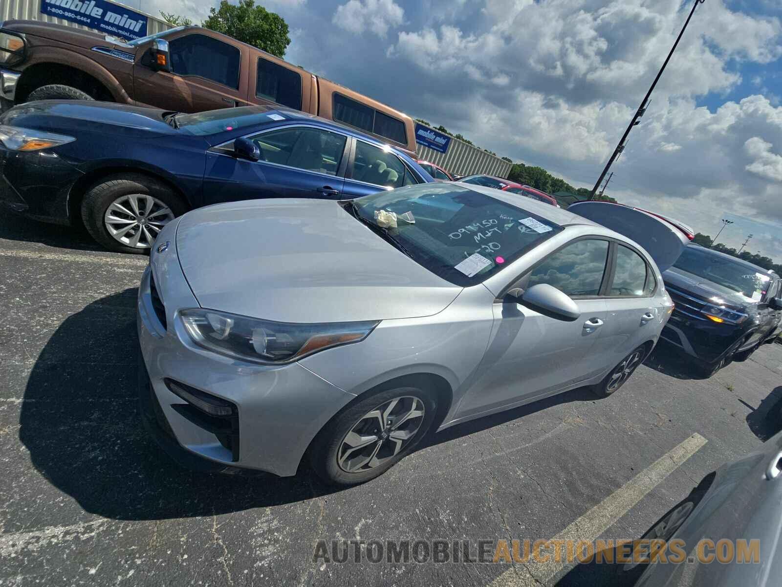 3KPF24AD9KE097450 Kia Forte 2019