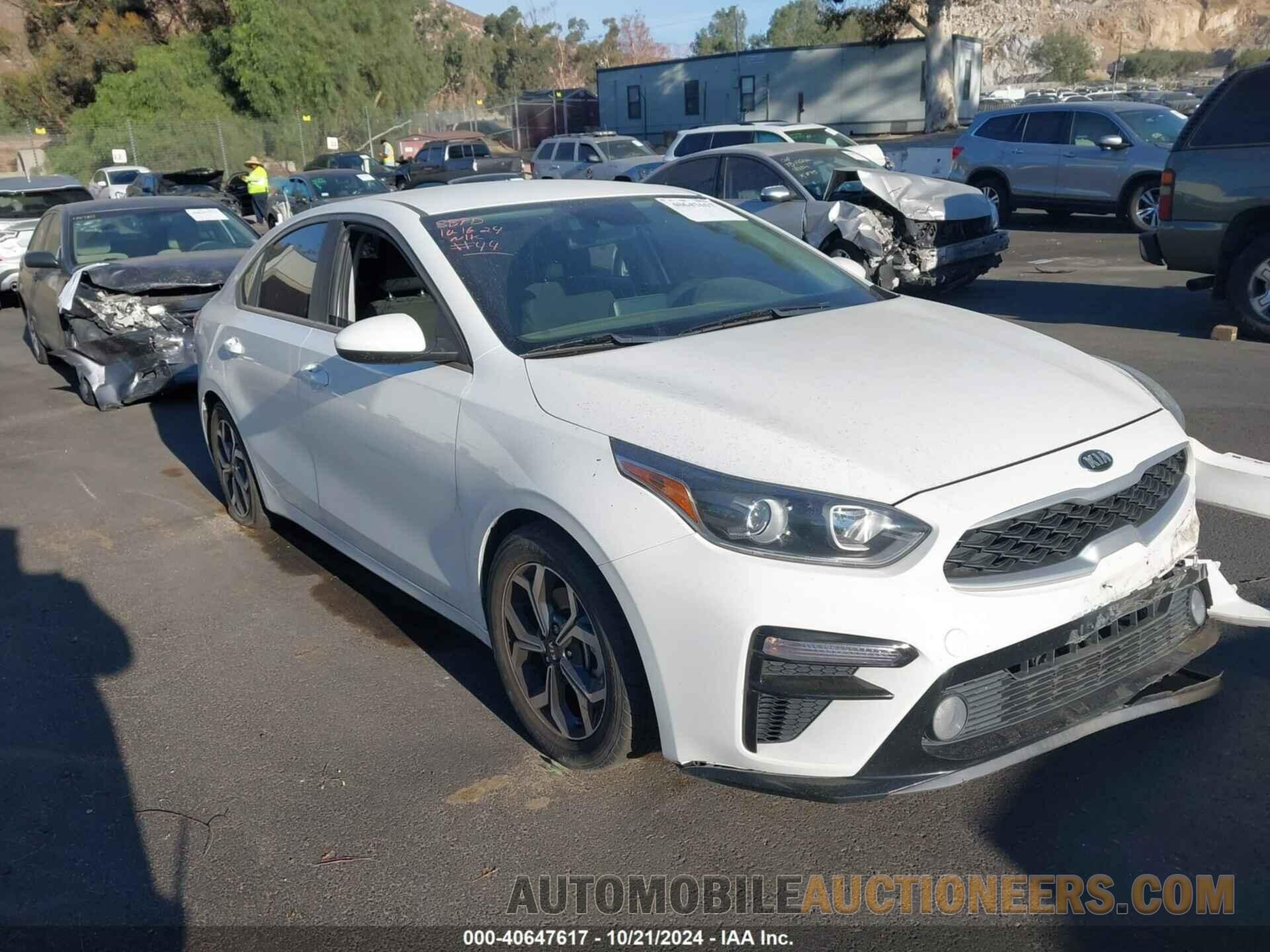 3KPF24AD9KE121097 KIA FORTE 2019