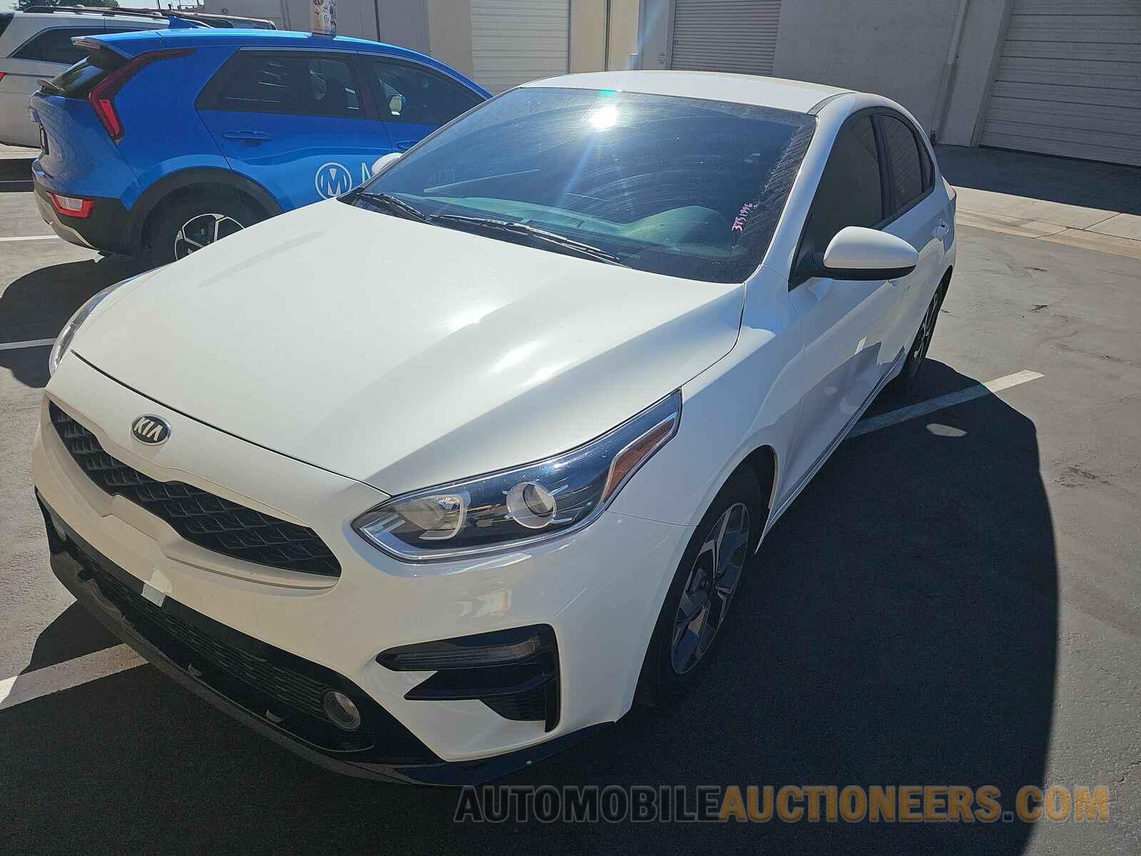 3KPF24AD9ME283525 Kia Forte 2021