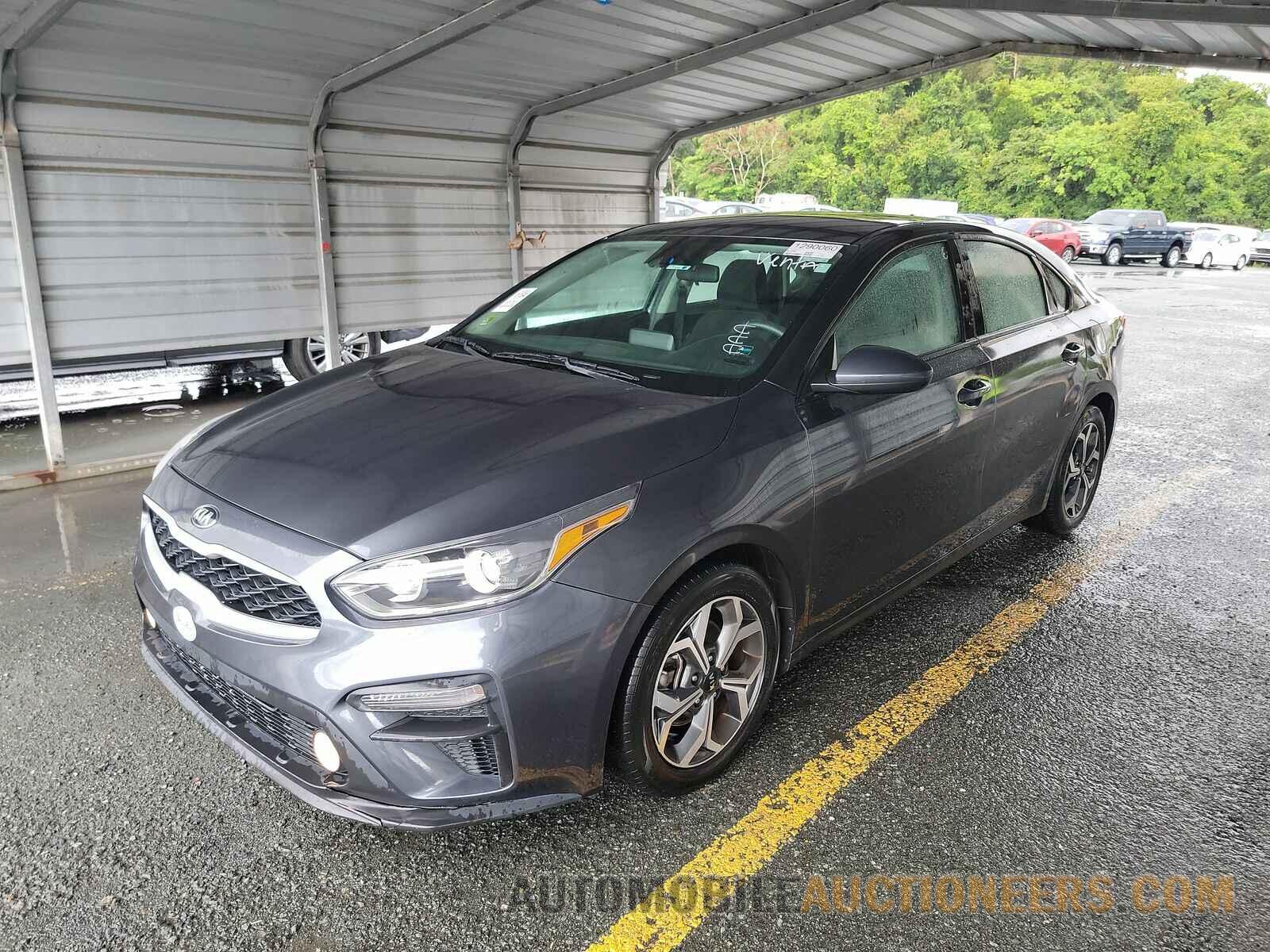 3KPF24AD9ME322713 Kia Forte 2021