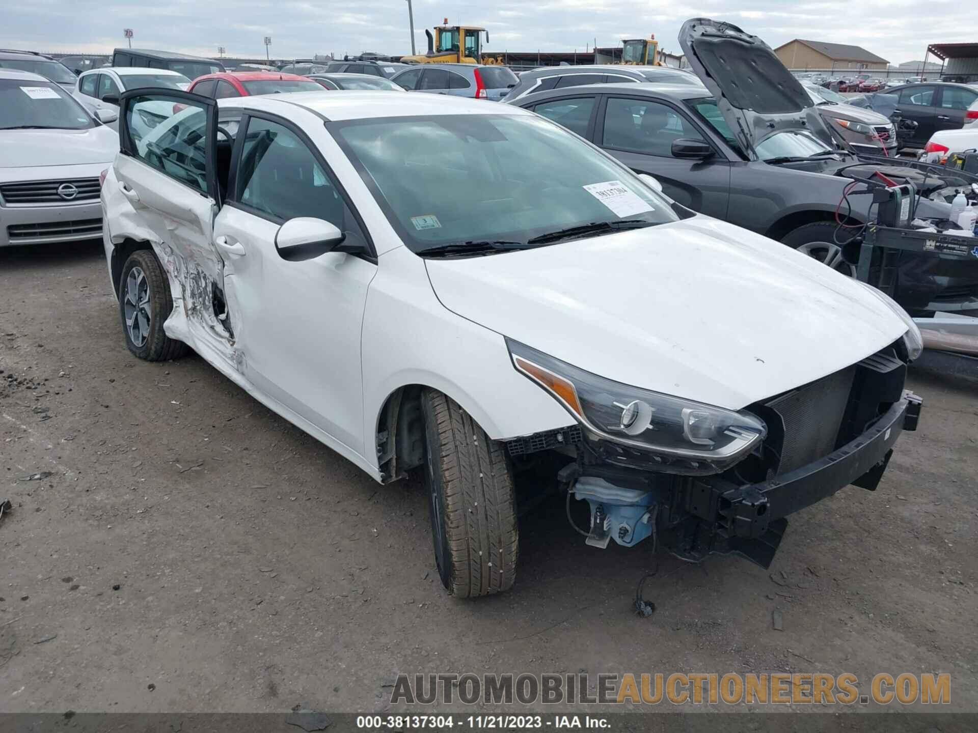 3KPF24AD9ME327555 KIA FORTE 2021