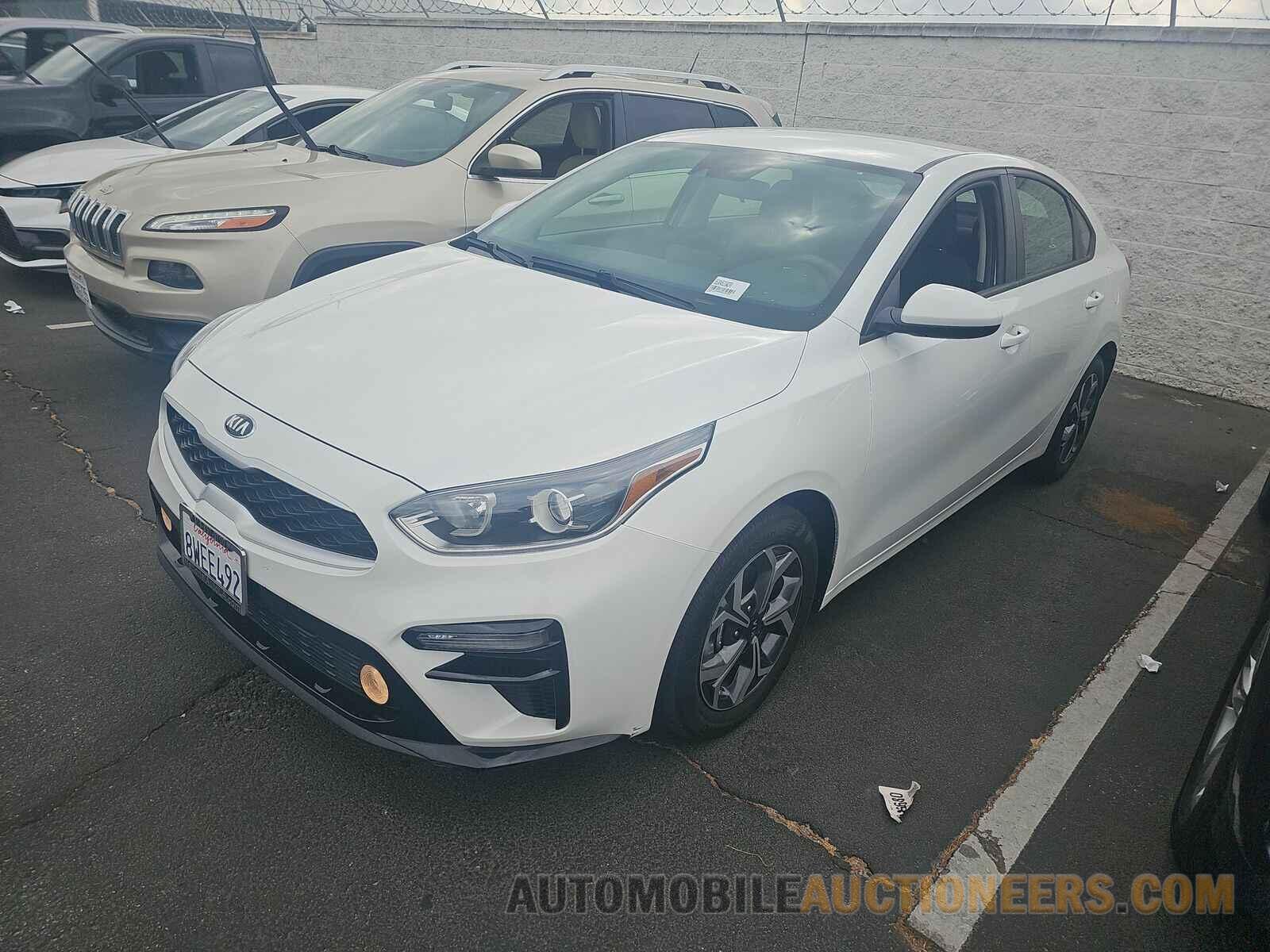 3KPF24AD9ME335350 Kia Forte 2021