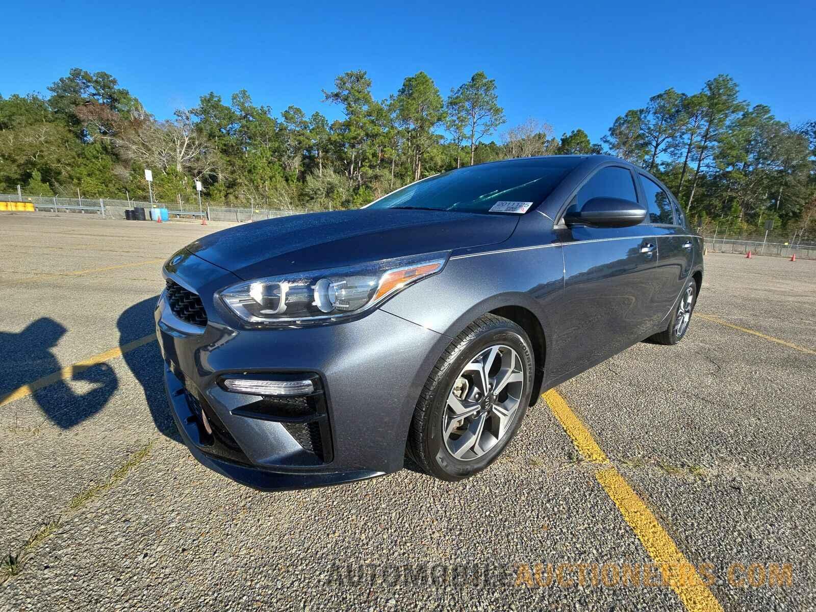 3KPF24AD9ME404814 Kia Forte 2021