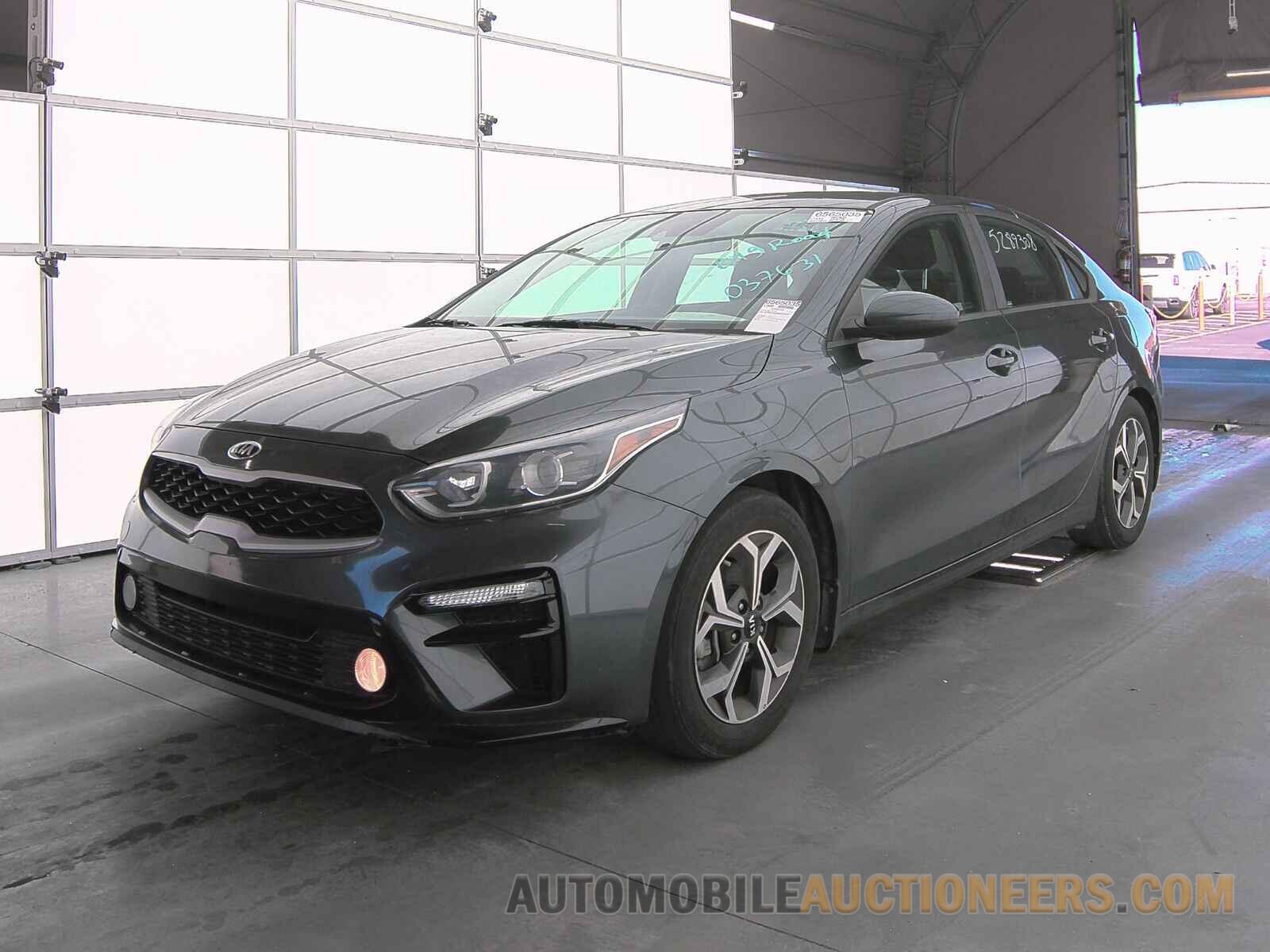 3KPF24ADXKE037631 Kia Forte 2019