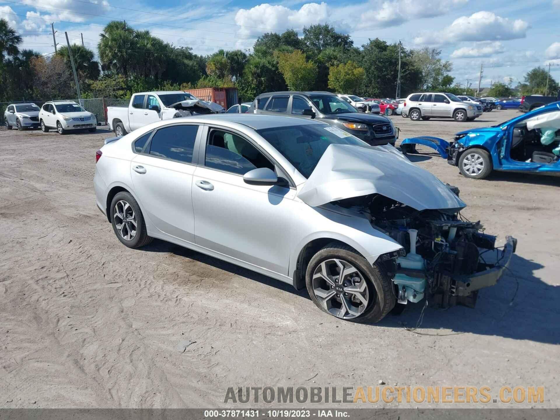 3KPF24ADXKE058558 KIA FORTE 2019