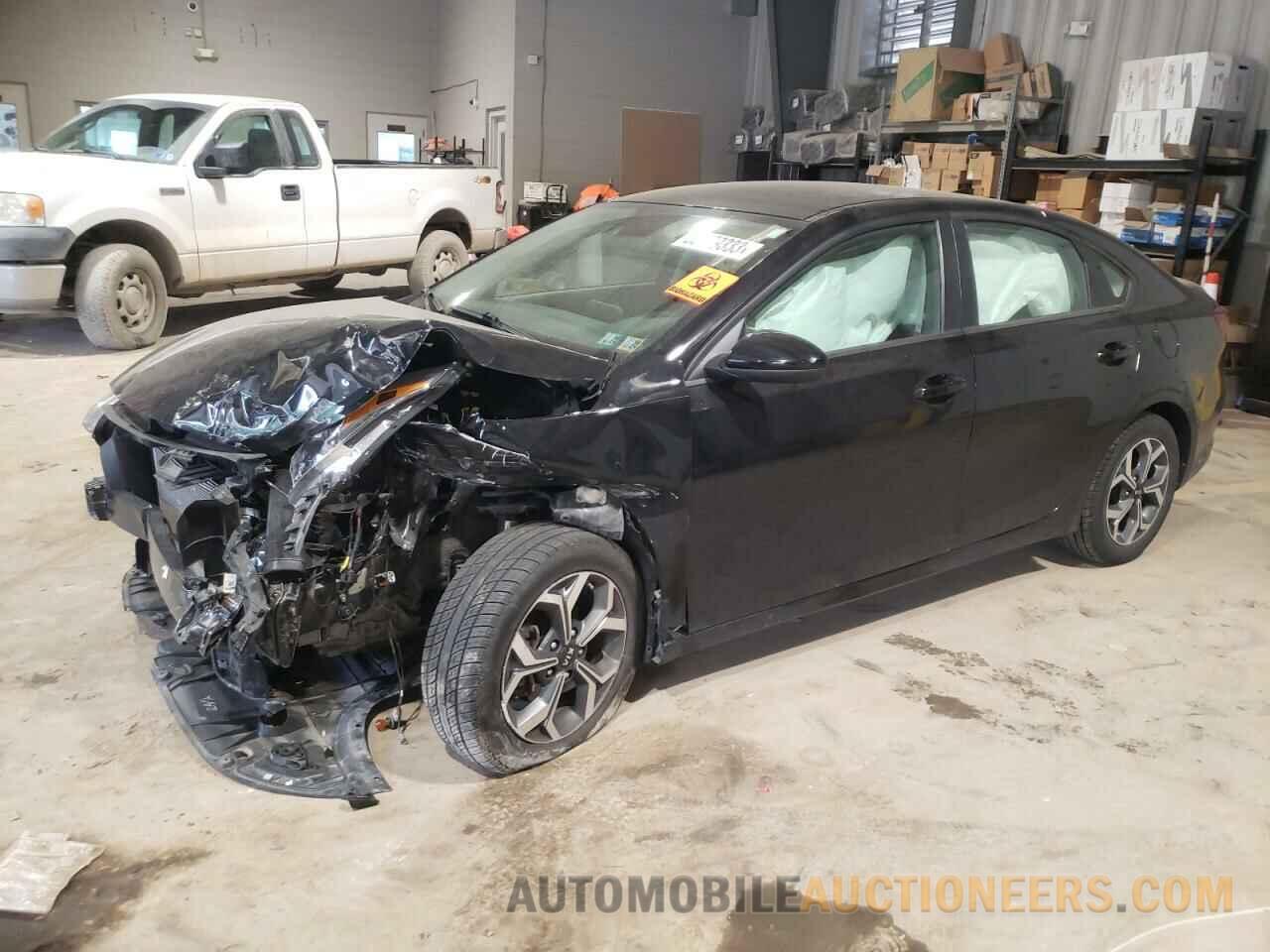 3KPF24ADXKE086828 KIA FORTE 2019