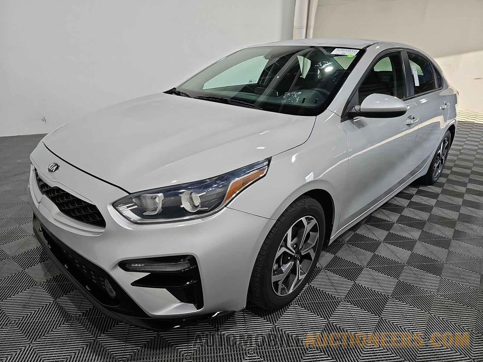 3KPF24ADXLE177857 Kia Forte 2020