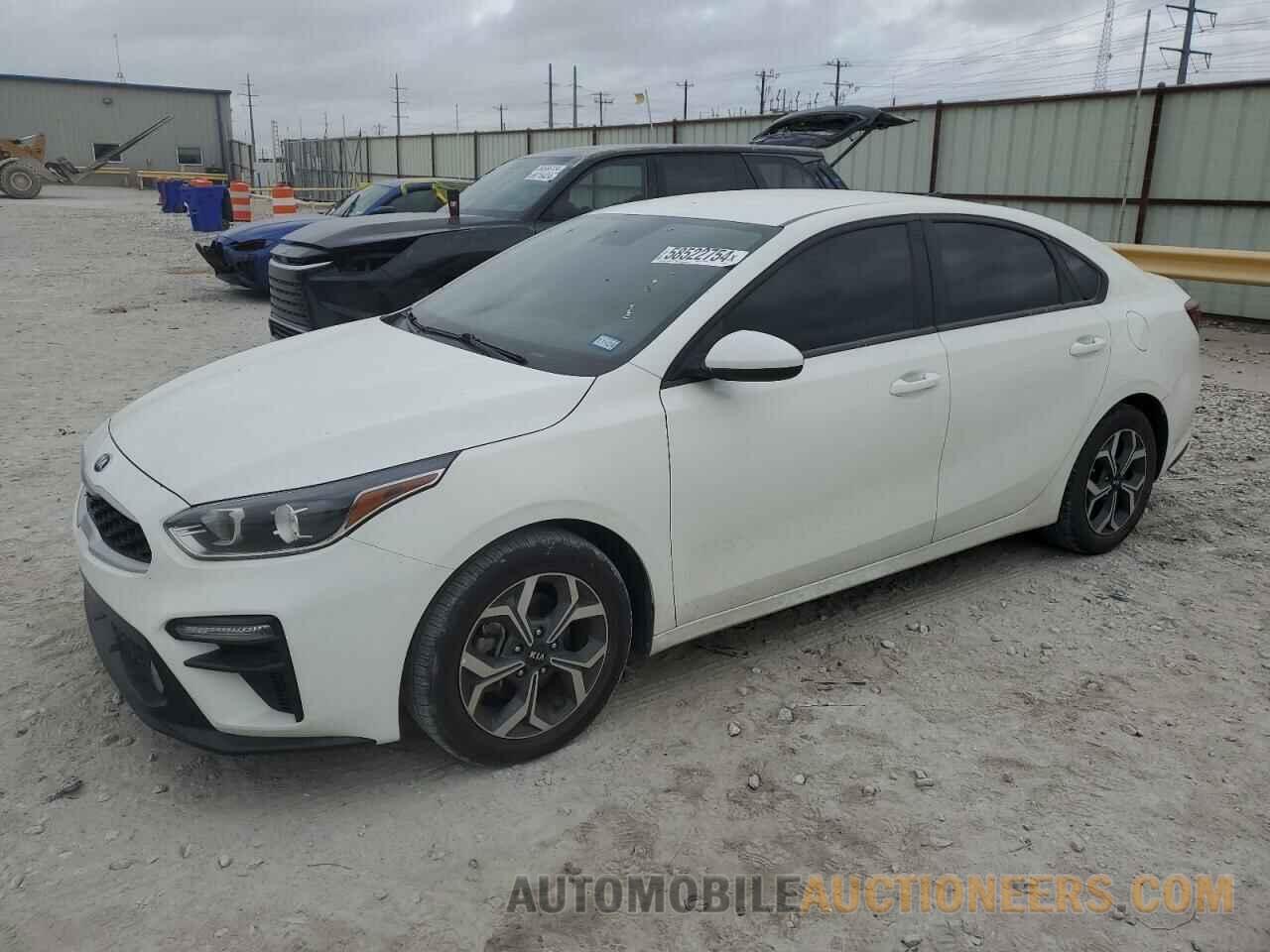 3KPF24ADXME272498 KIA FORTE 2021