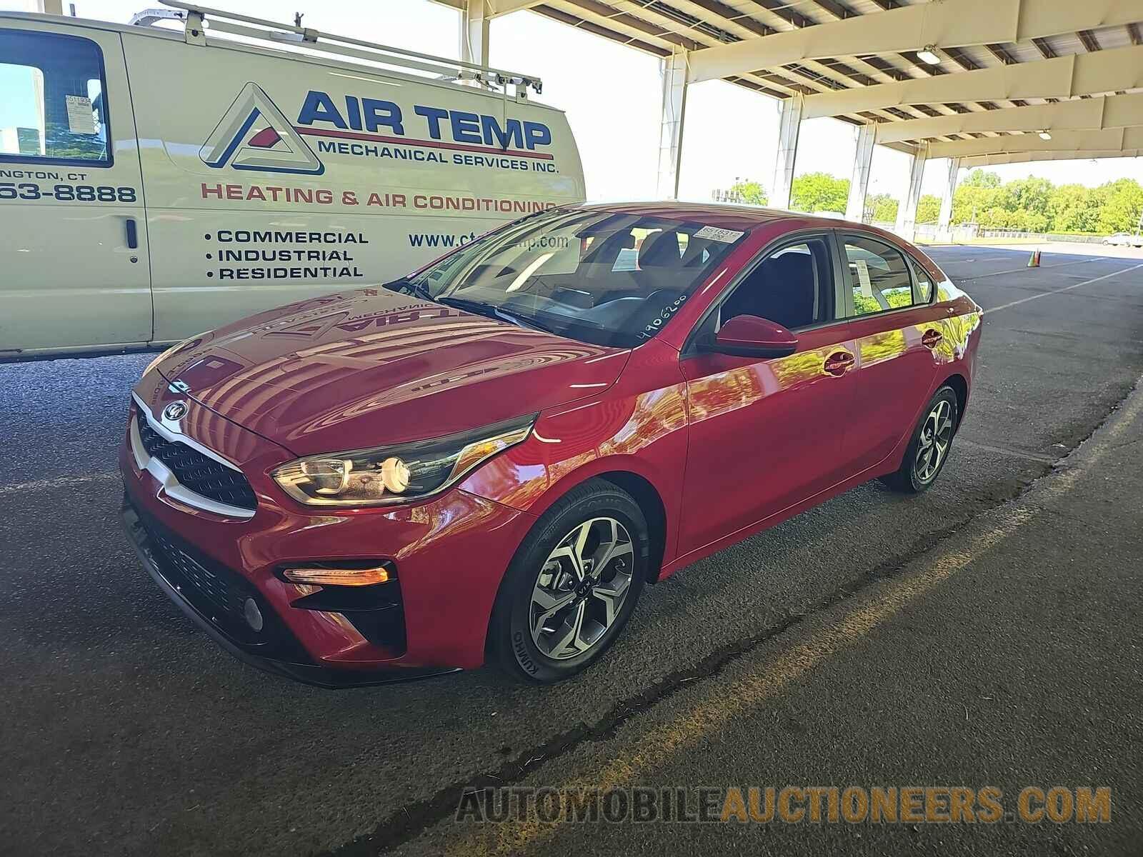 3KPF24ADXME318556 Kia Forte 2021