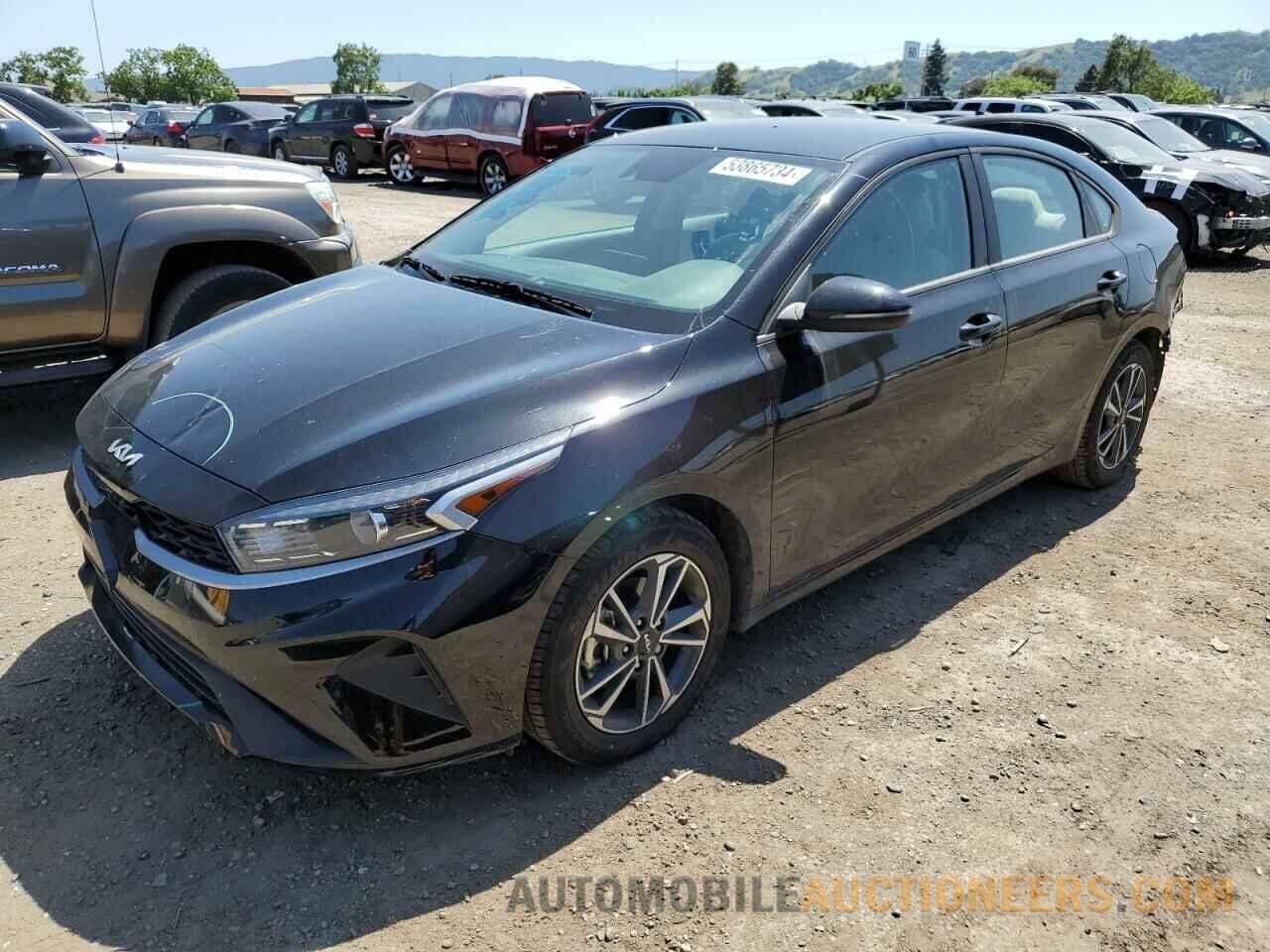 3KPF24ADXPE581084 KIA FORTE 2023