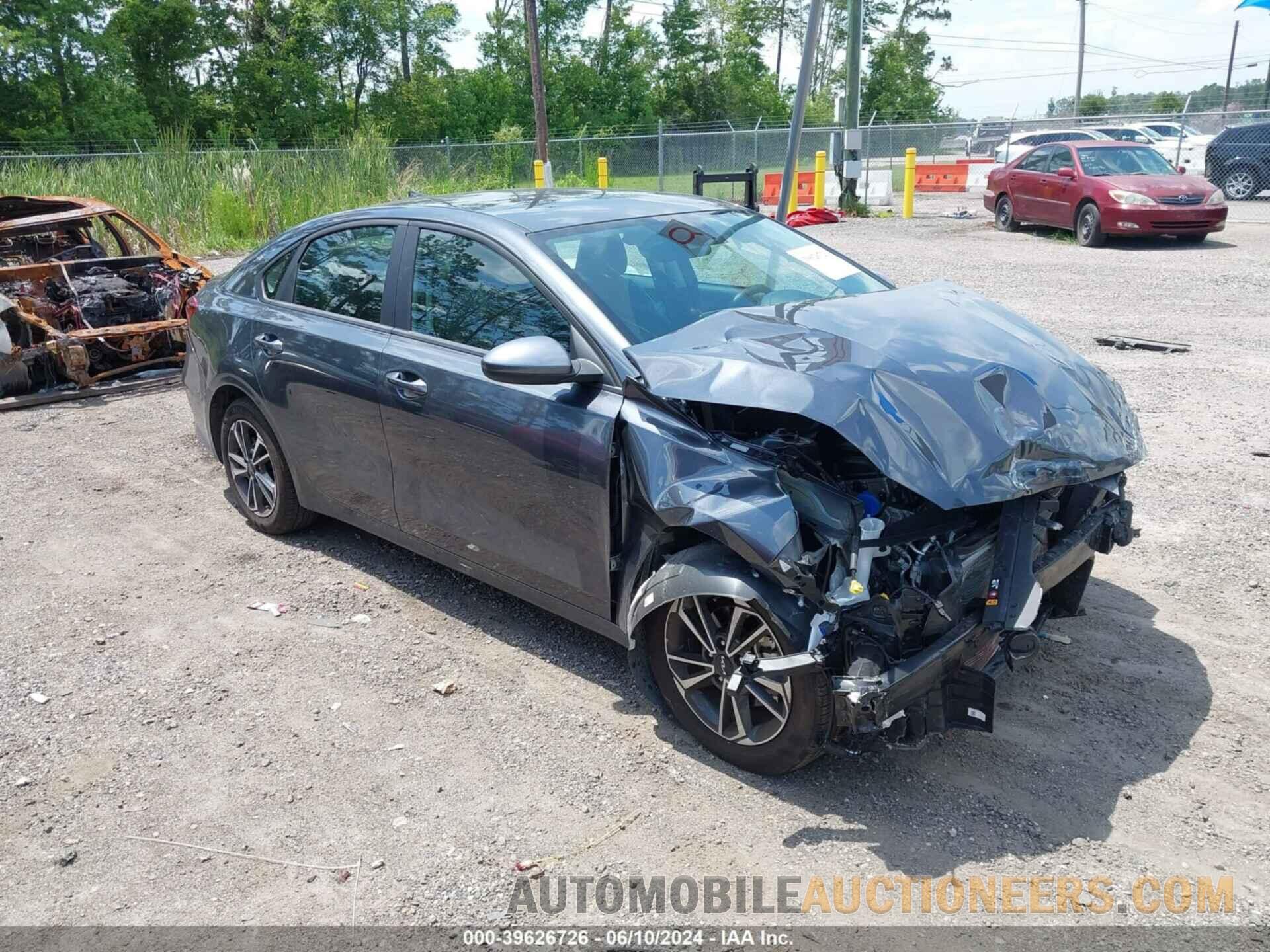 3KPF24ADXRE698697 KIA FORTE 2024