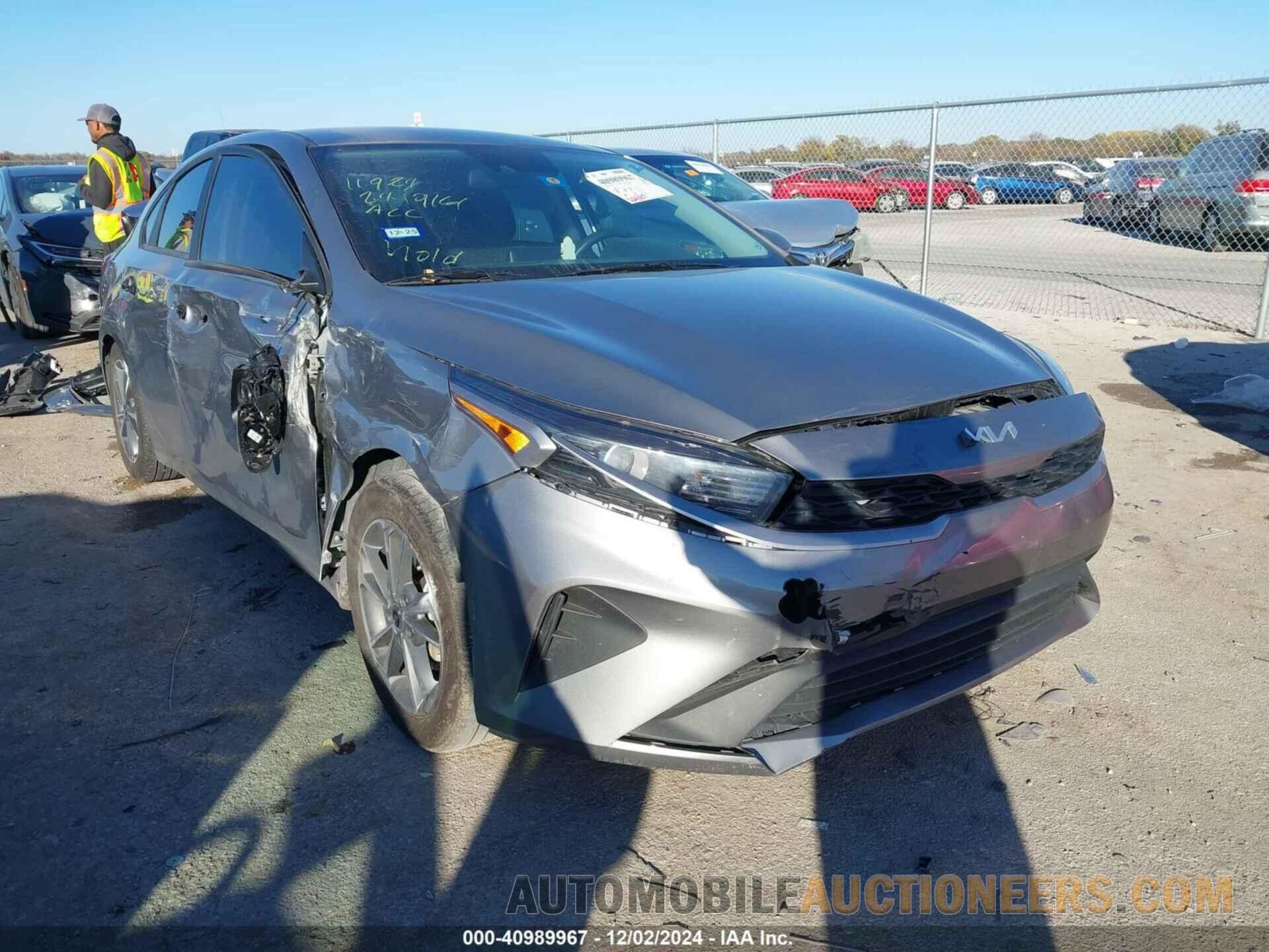 3KPF24ADXRE703784 KIA FORTE 2024