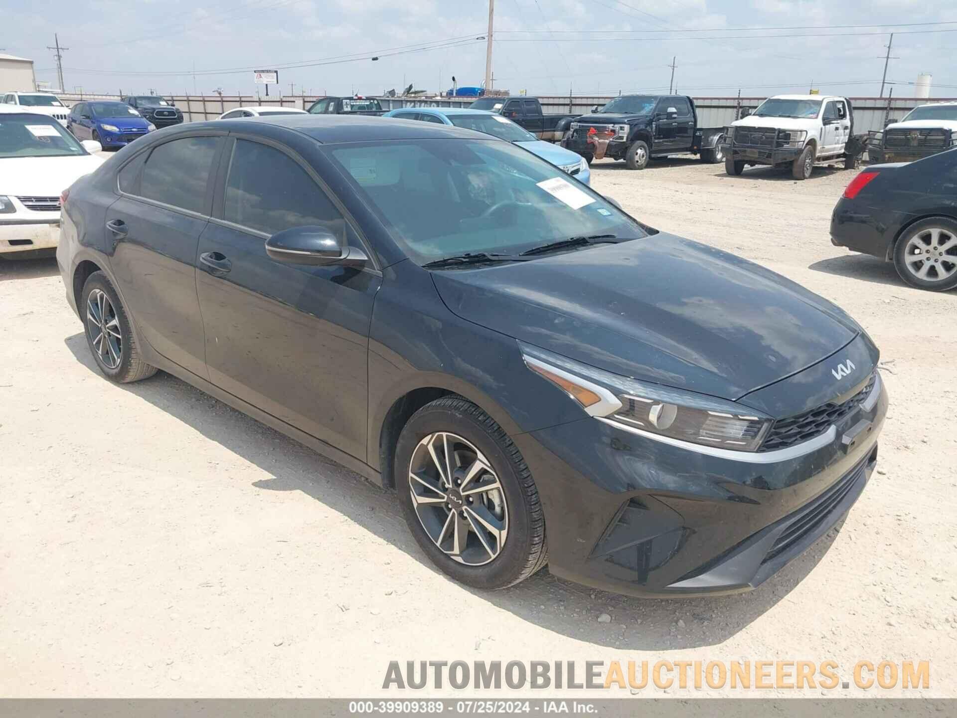 3KPF24ADXRE749387 KIA FORTE 2024