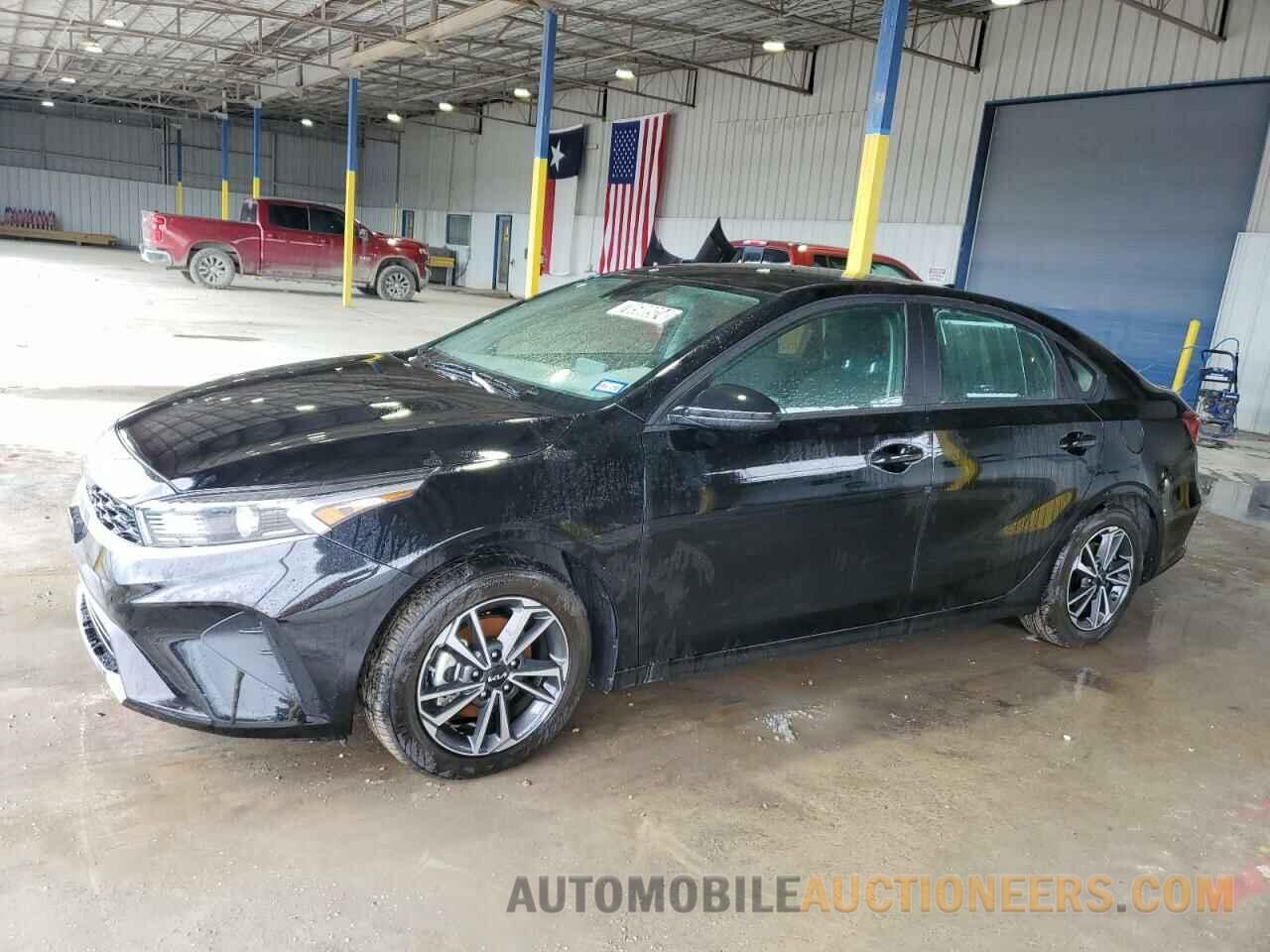 3KPF24ADXRE805537 KIA FORTE 2024