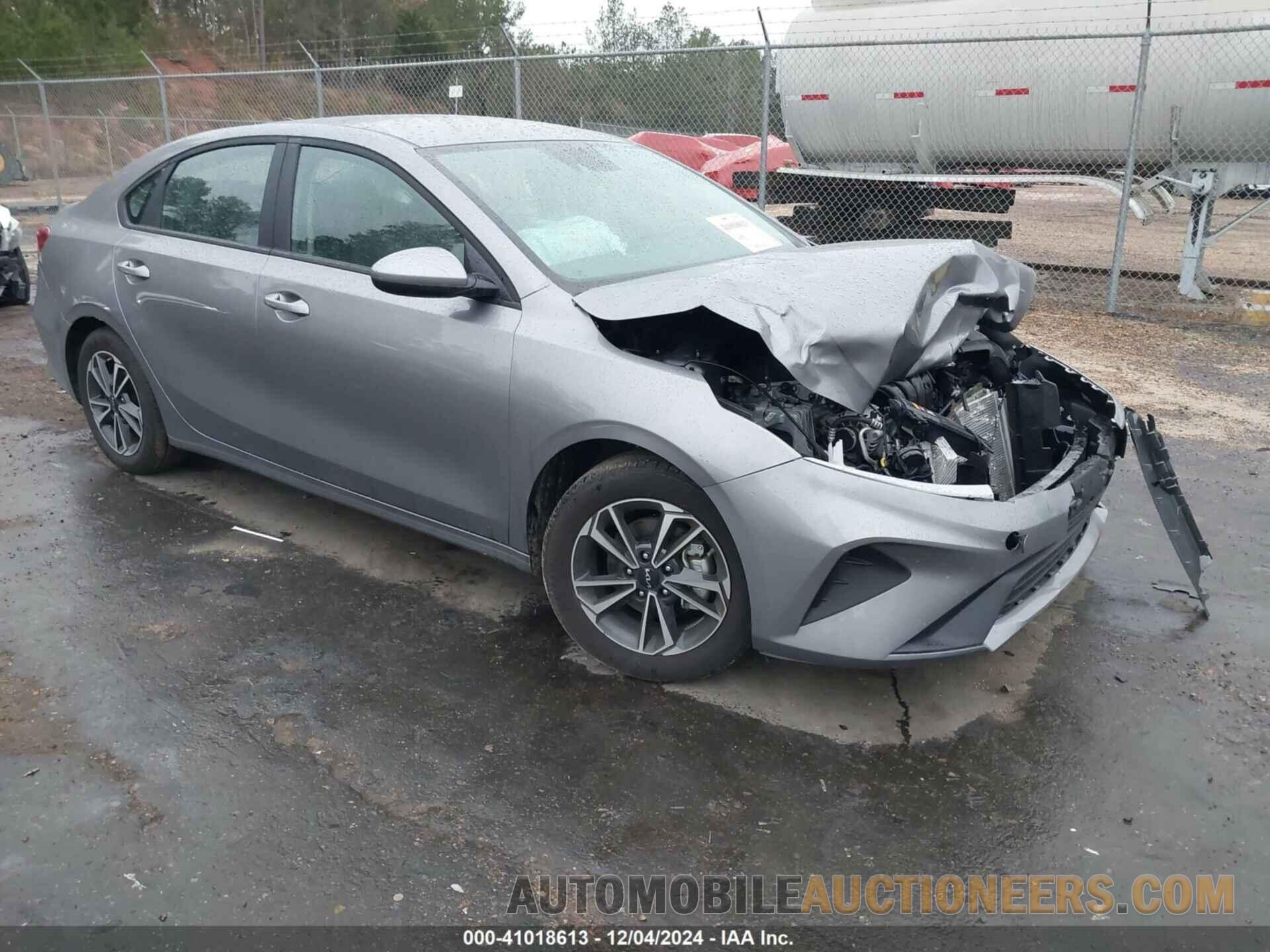 3KPF24ADXRE827926 KIA FORTE 2024