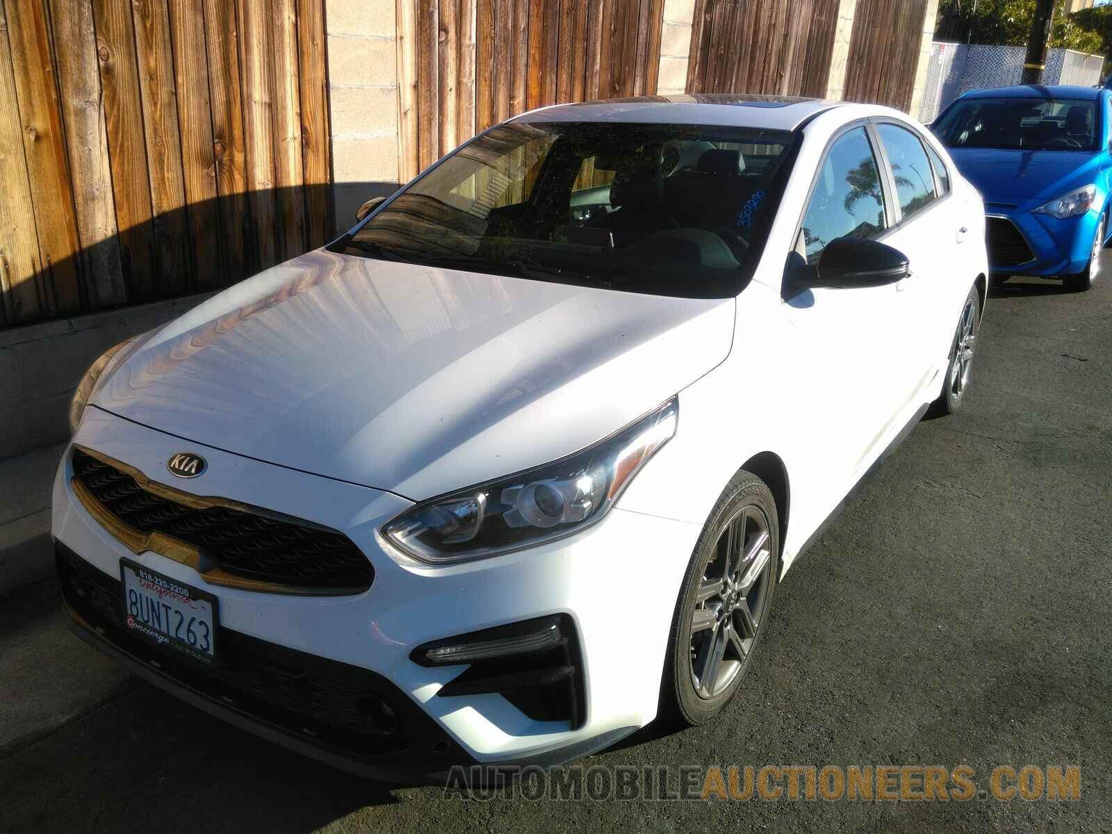 3KPF34AD5ME291389 Kia Forte 2021