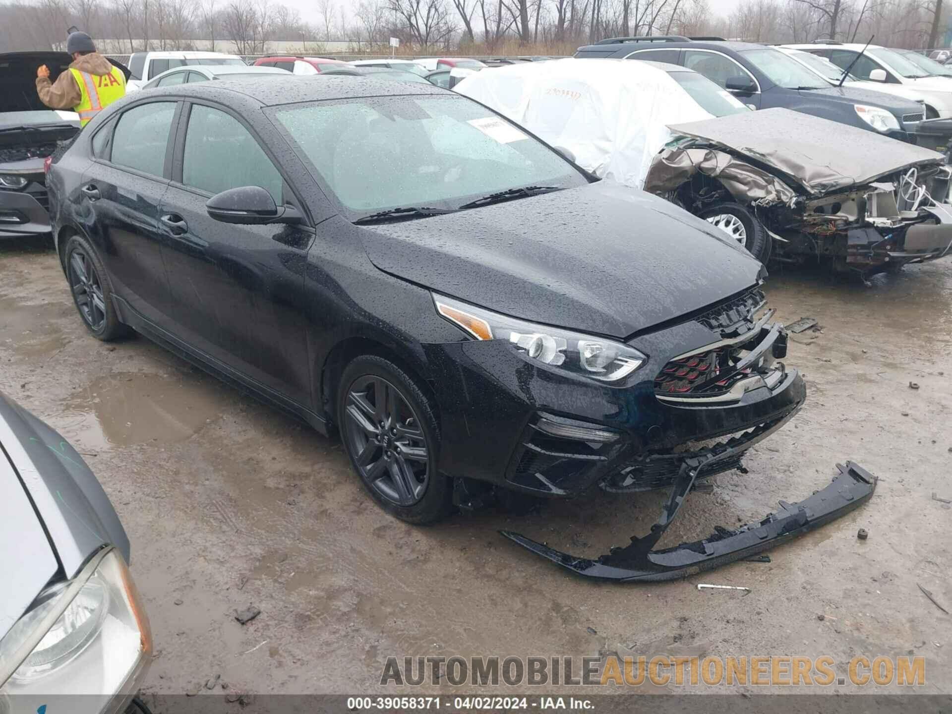 3KPF34AD8ME404302 KIA FORTE 2021